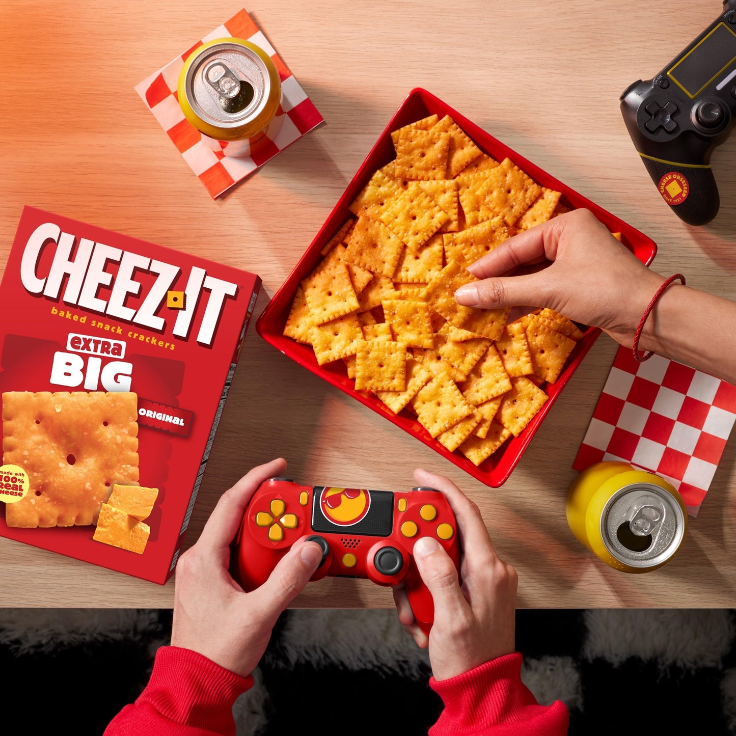 Cheez-It Cheese Crackers, Baked Snack Crackers, Lunch Snacks, Extra Big, 11.7oz Box (1 Box)