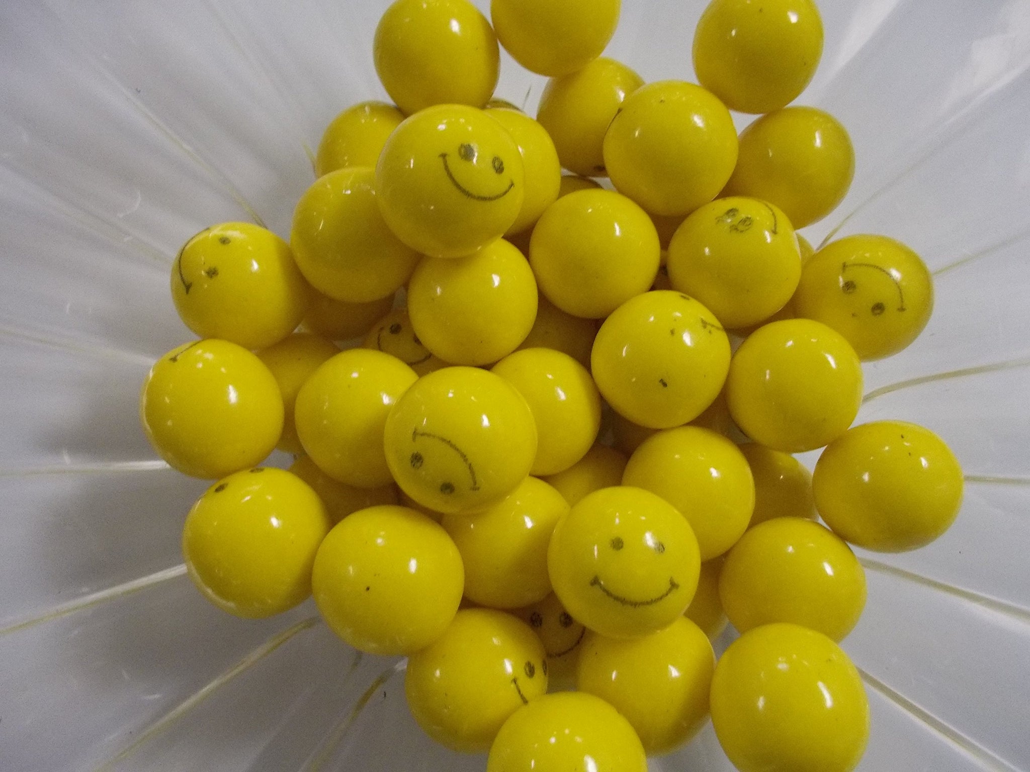 Smiley Face Gum 1" (1 Pound Bag)
