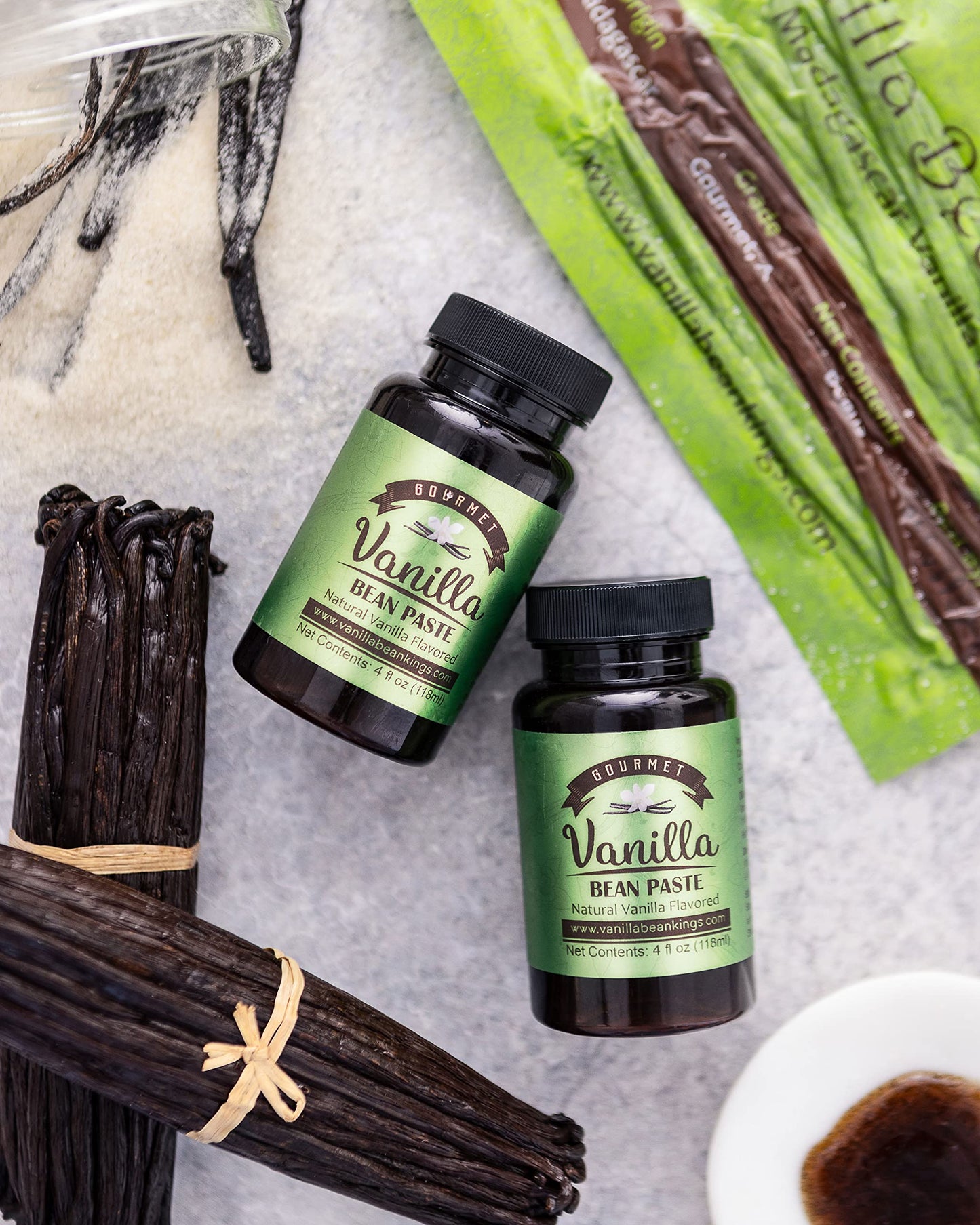 Vanilla Bean Paste for Baking and Cooking - Gourmet Madagascar Bourbon Blend made with Real Vanilla Seeds - 32 Ounces