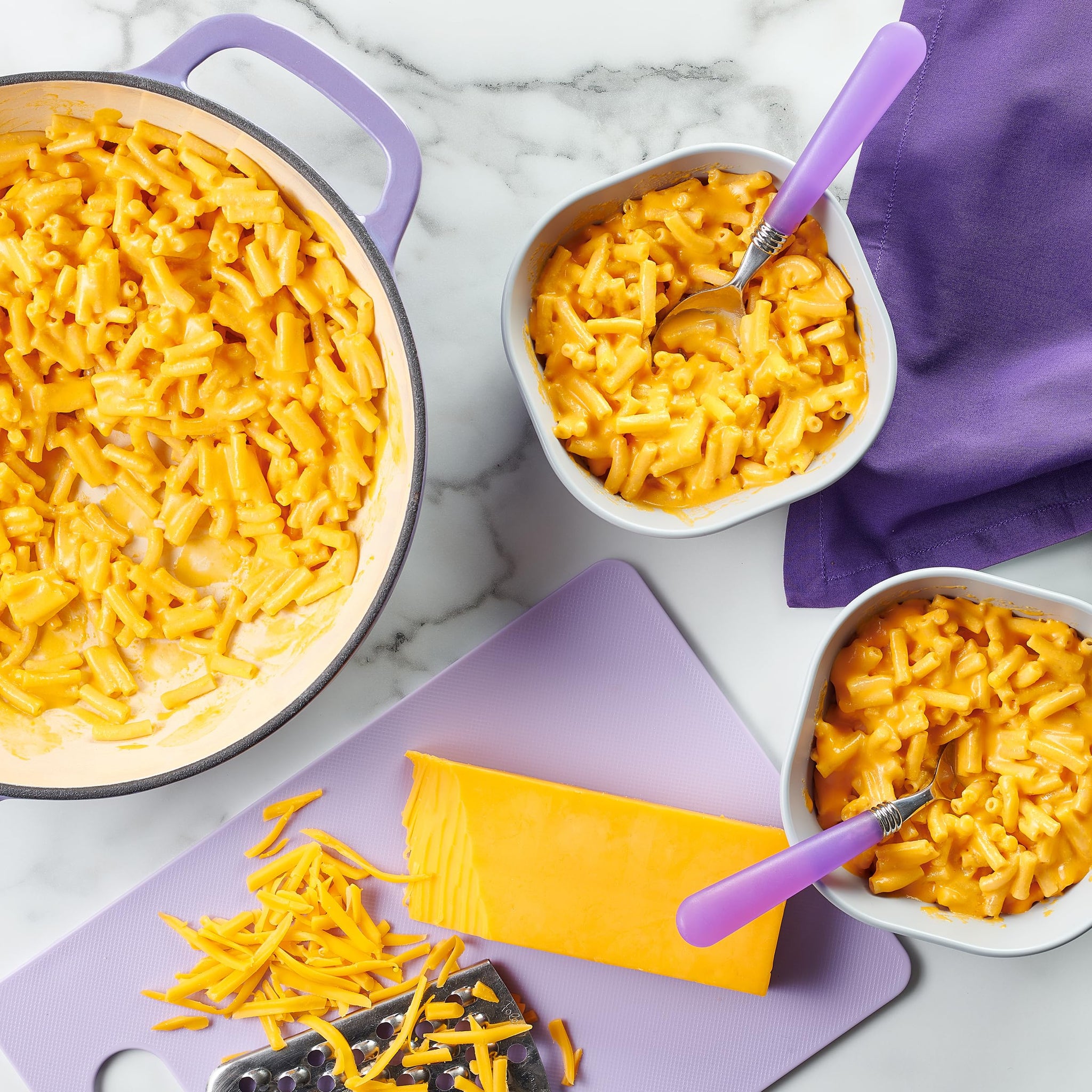 Annie's Organic Grassfed Microwavable Macaroni and Cheese, Real Aged Cheddar, 2 Cups, 4.02 oz