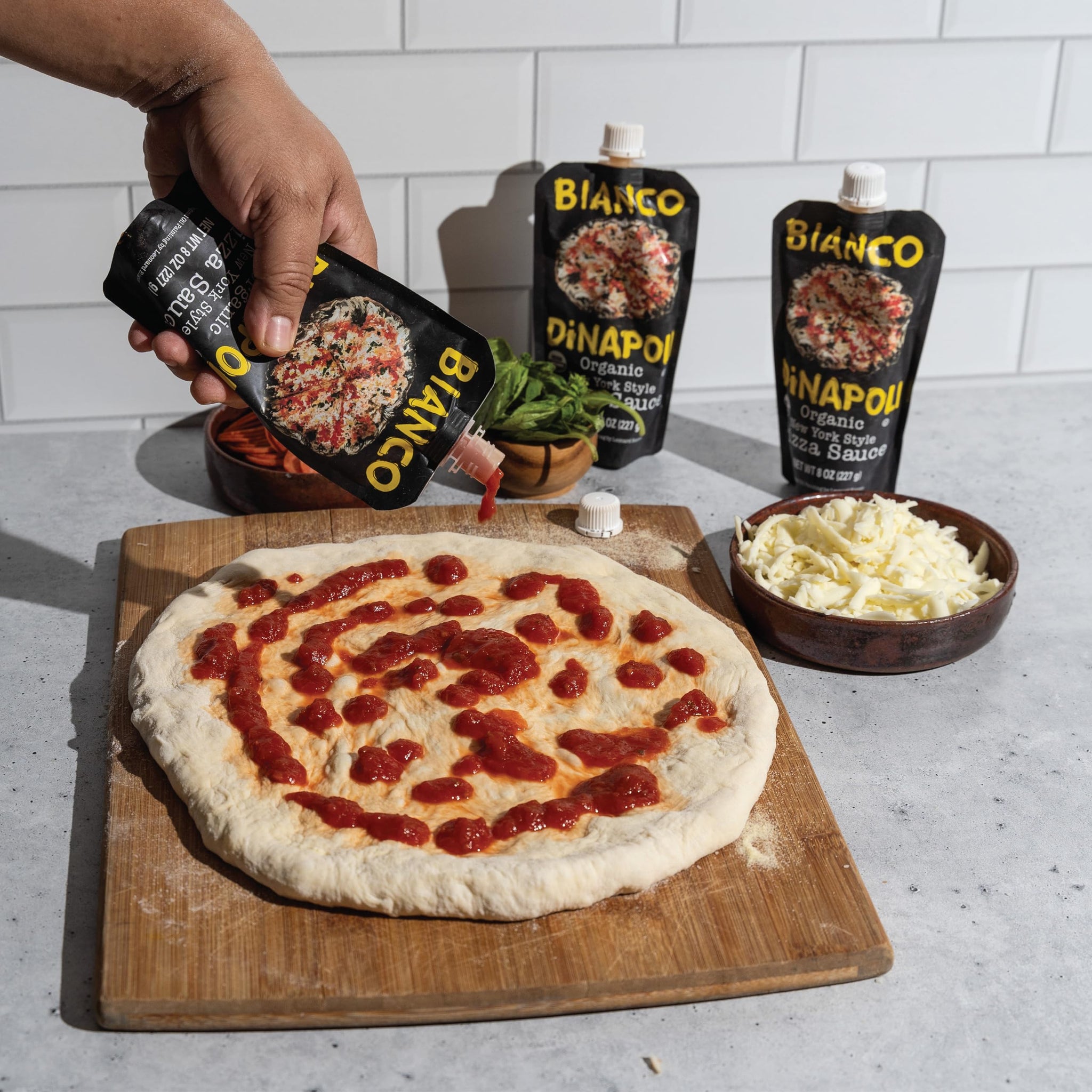 Bianco DiNapoli Organic NY Style Pizza Sauce, 8 Oz Pouch (Pack of 8), Vine Ripened California Grown Tomatoes, with Garlic, Spices, & Olive Oil
