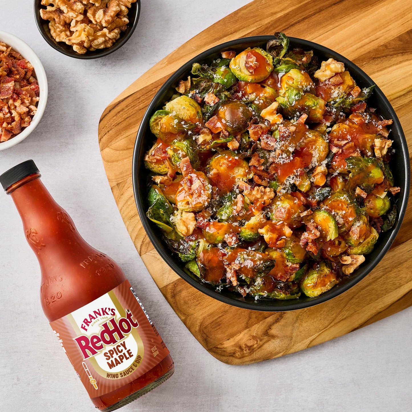 Frank’s RedHot Wing Sauce & Dip, Spicy Maple, Moderate Heat, Toss, Top or Dip with Wings, Chicken Nuggets, Chicken & Waffles, Breakfast Casseroles