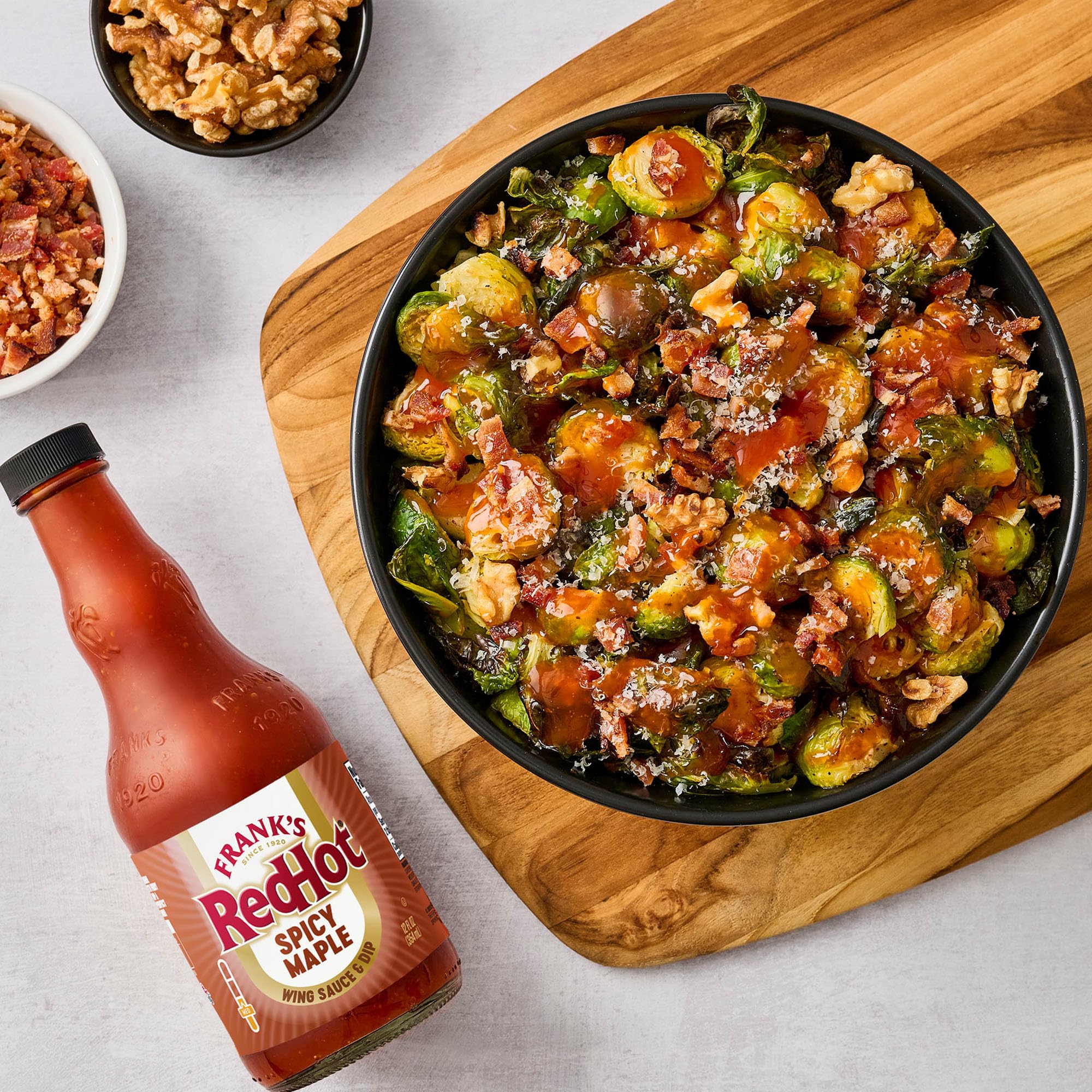 Frank’s RedHot Wing Sauce & Dip, Spicy Maple, Moderate Heat, Toss, Top or Dip with Wings, Chicken Nuggets, Chicken & Waffles, Breakfast Casseroles