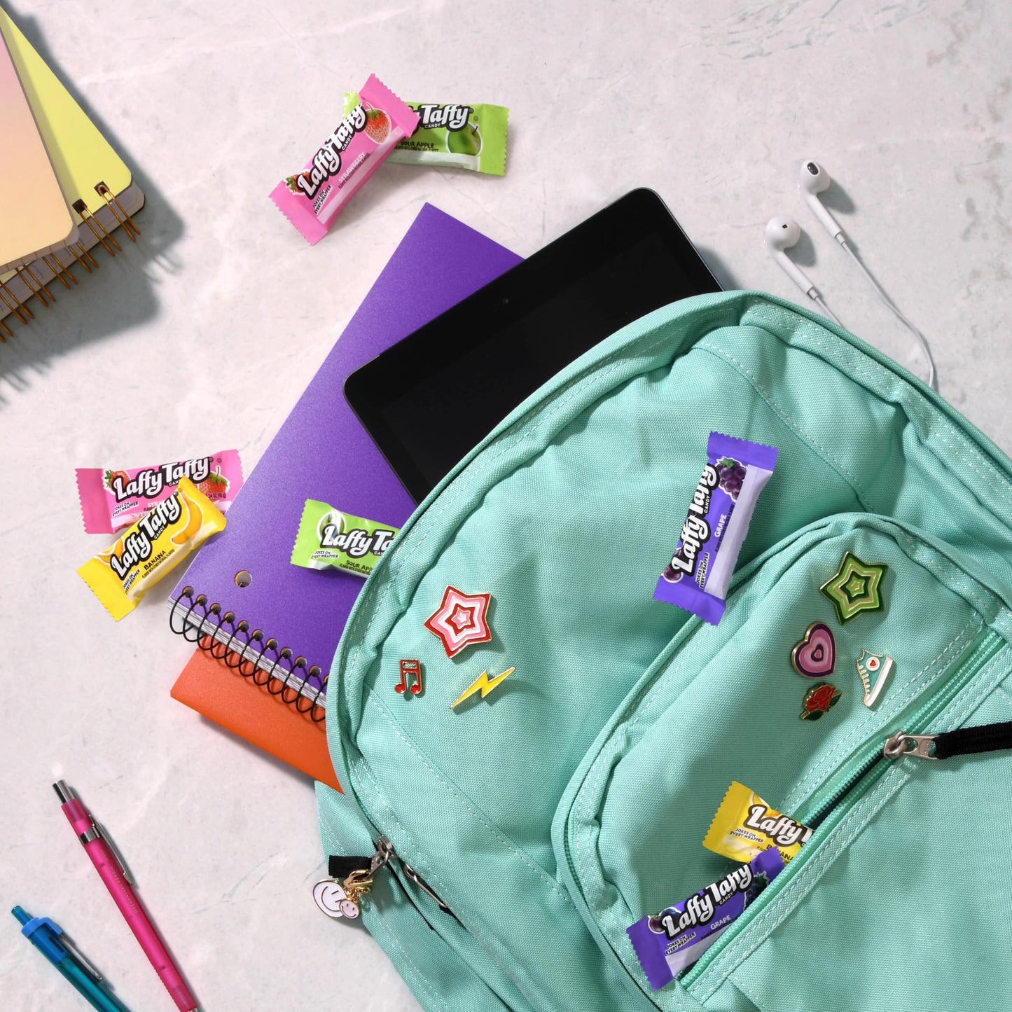 Laffy Taffy Candy, Assorted Fruit Flavored Taffy Candy, Sour Apple, Cherry, Strawberry & Banana Flavors (145 Pieces), 49.3 Ounce