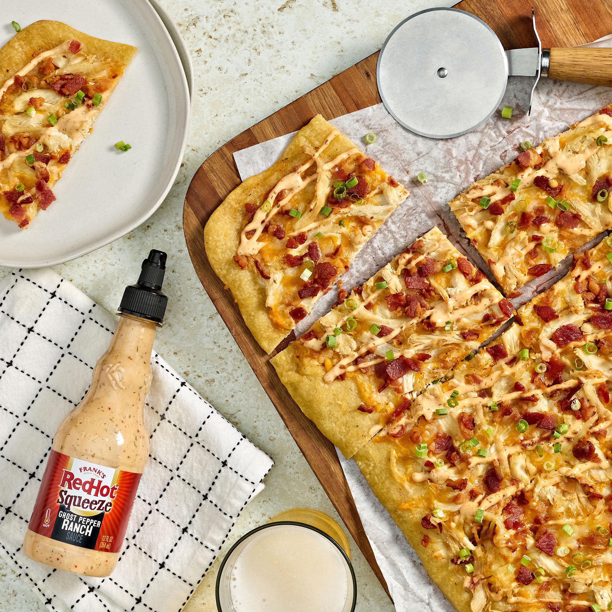 Frank’s RedHot Hot Sauce, Ghost Pepper Ranch, Squeeze Bottle, Hot Heat, Ghost Pepper Heat and Cool, Creamy Ranch, Squeeze On Burgers, Pizza, Salads