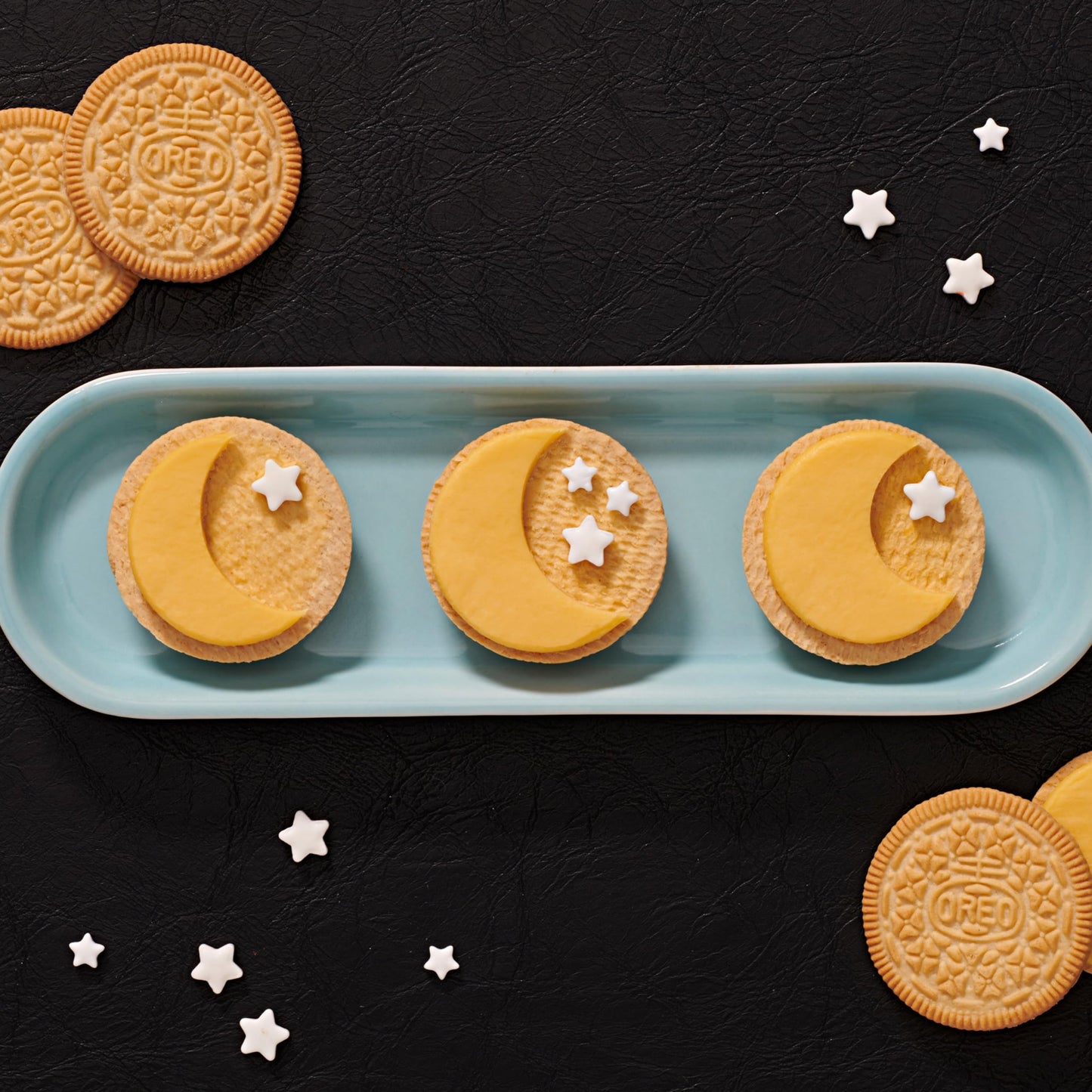OREO Lemon Creme Sandwich Cookies, Party Size, 8.95 oz