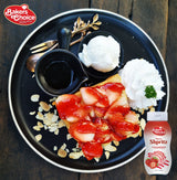 Strawberry Syrup - Ice Cream Toppings Spritz - 14 Ounce - Strawberry Sauce Squeeze Bottle Decorative Pancake - Kosher - by Bakers Choice