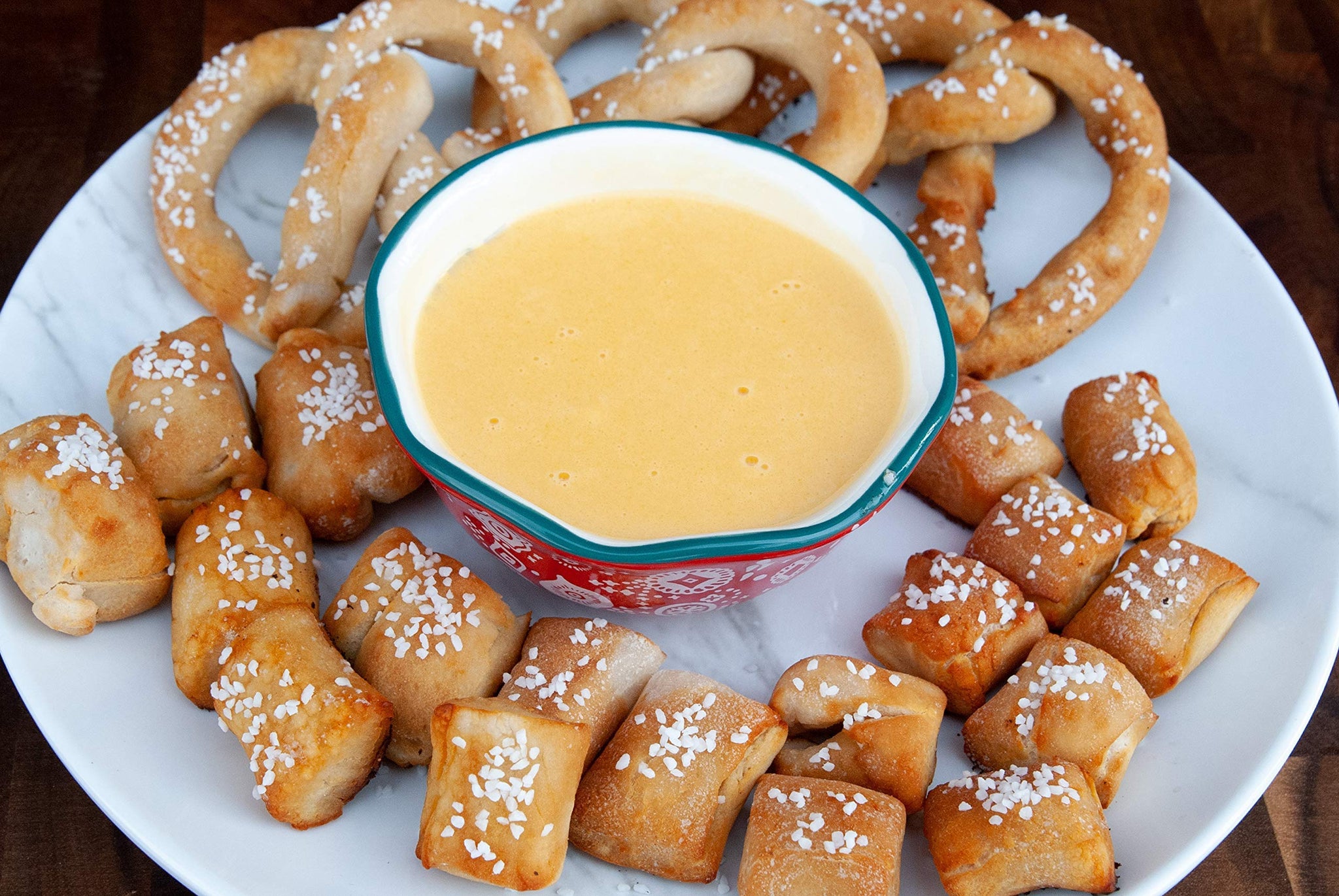 Mom's Place Gluten Free Soft Pretzels with Sea Salt Mix, Soft Pretzel Making Kit (13.1 Ounce (Pack of 1), Pretzels)