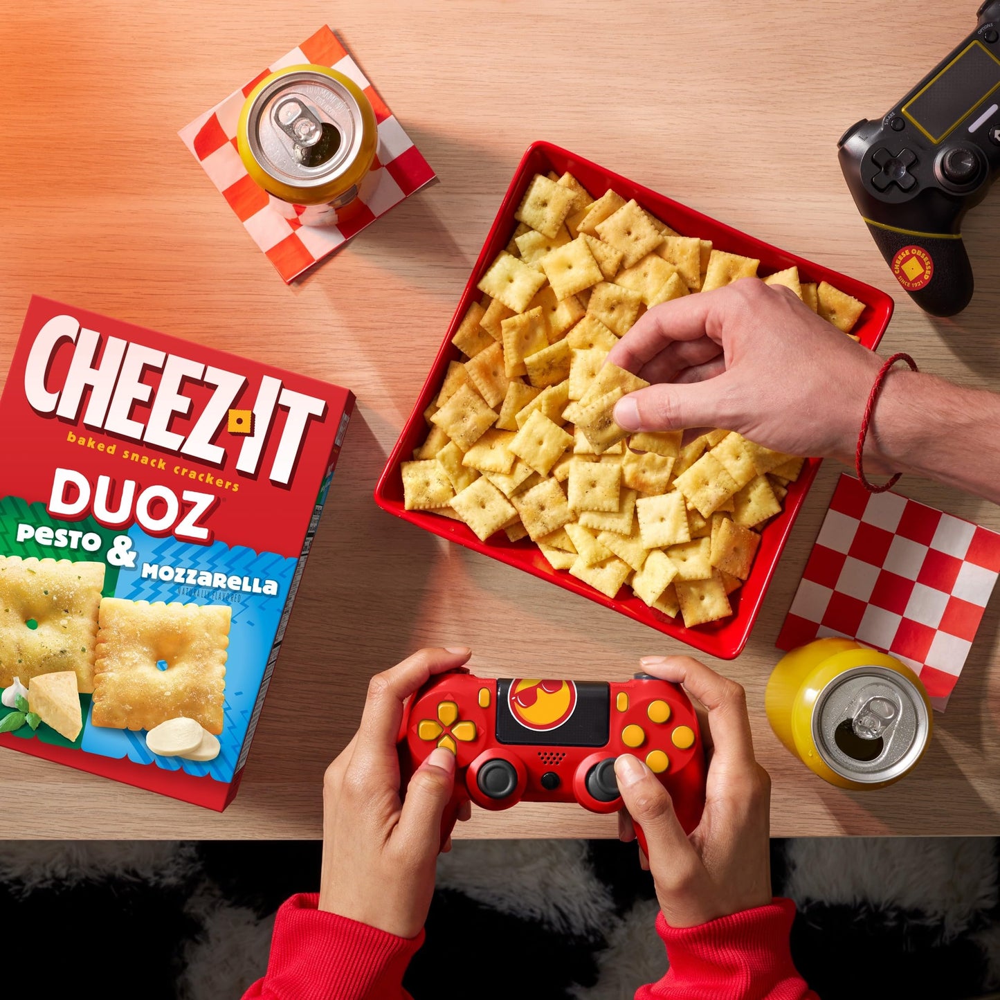 Cheez-It DUOZ Baked Snack Crackers, Lunch Snacks, Pesto and Mozzarella, 12.4oz Box (1 Box)