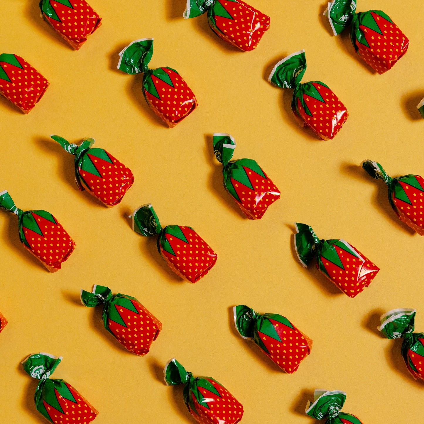 Strawberry Bulk Candy by Cambie, 6 lbs of Strawberry Candy with a Deliciously Sweet Hard Exterior with a Soft, Fruit-Filled Center, Bon Bons