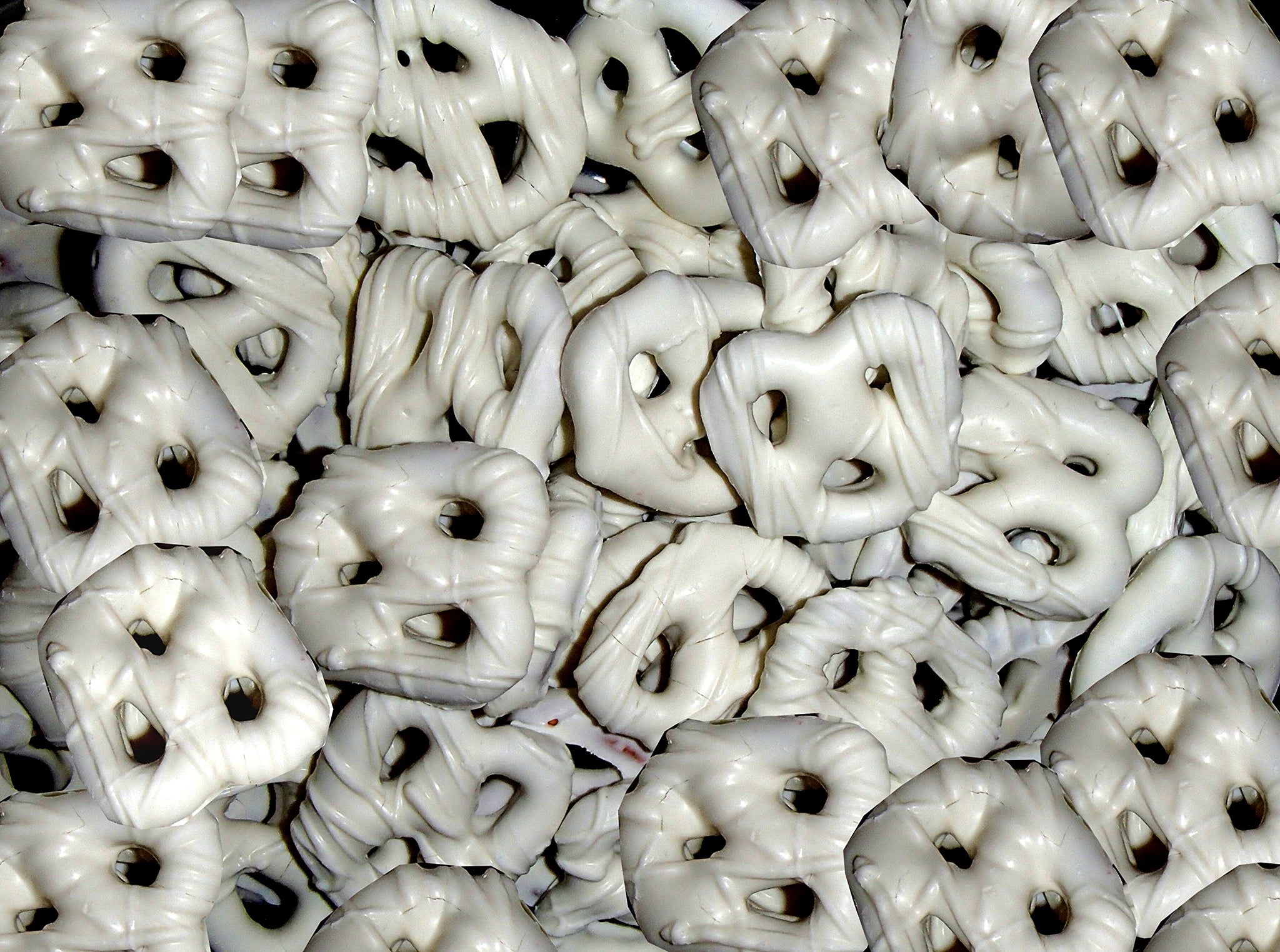 Frosted Mini Pretzels White Chocolate Flavored Coating 2 Pounds (32 Oz)