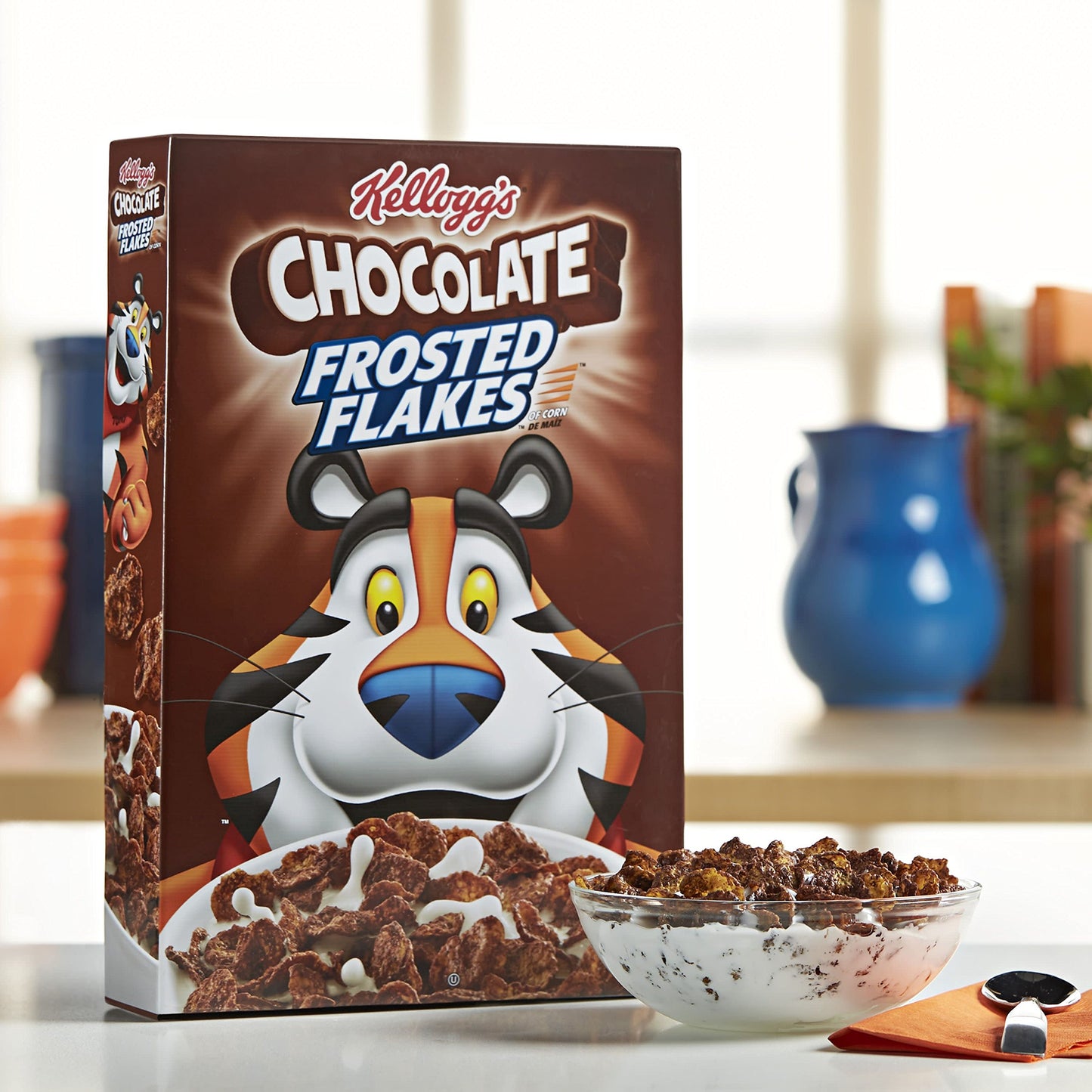 Kellogg's Breakfast Cereal, Chocolate Frosted Flakes, Low Fat, 13.2 oz Box
