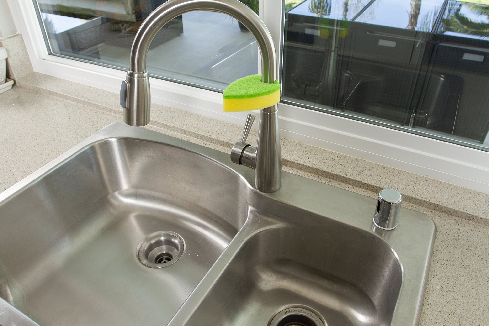 Evriholder Quick Dry Dishwashing Sponge, Versatile Slot to Clean Silverware, Easy to Hang on Any Faucet, Pack of 4 Sponges