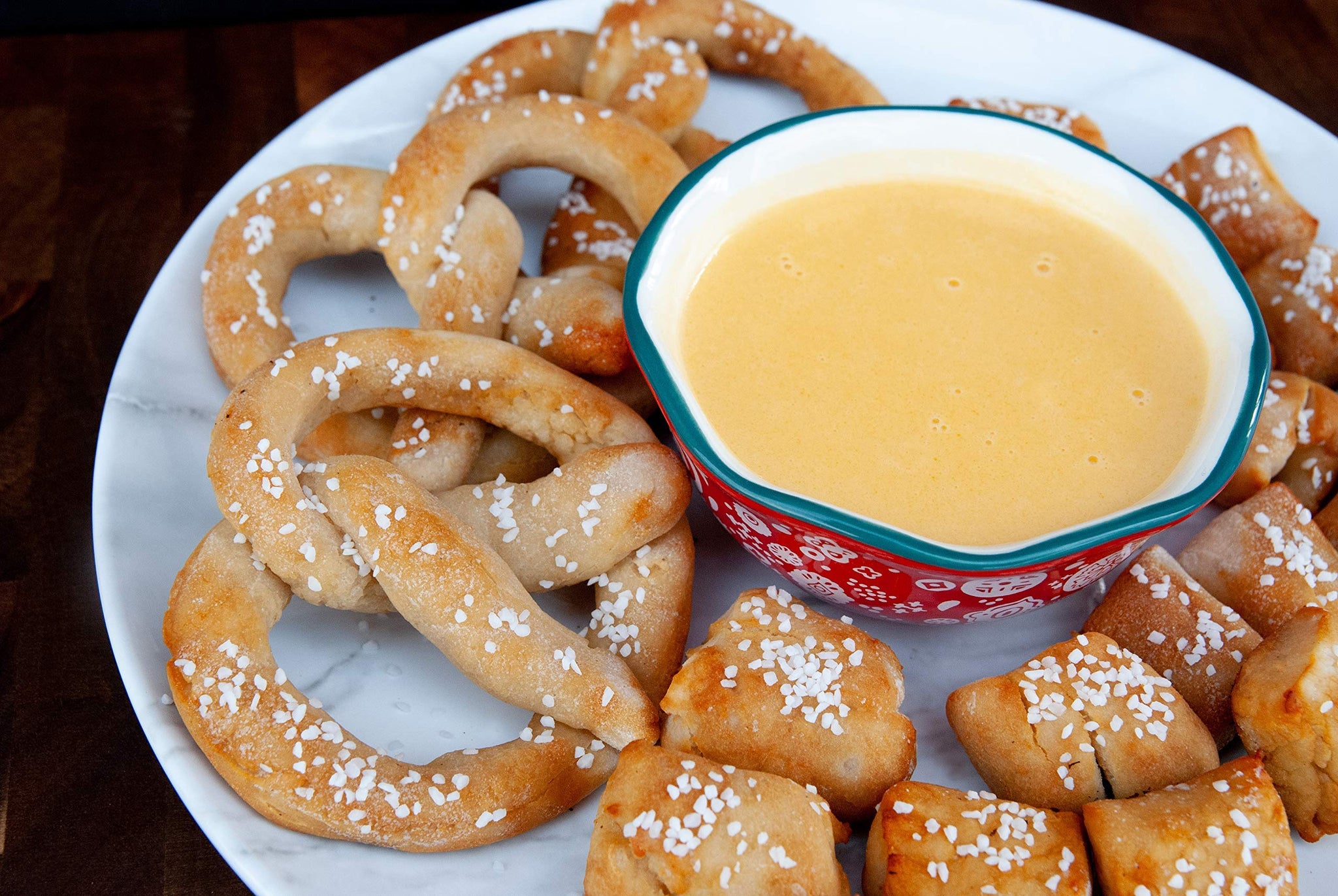 Mom's Place Gluten Free Soft Pretzels with Sea Salt Mix, Soft Pretzel Making Kit (13.1 Ounce (Pack of 1), Pretzels)