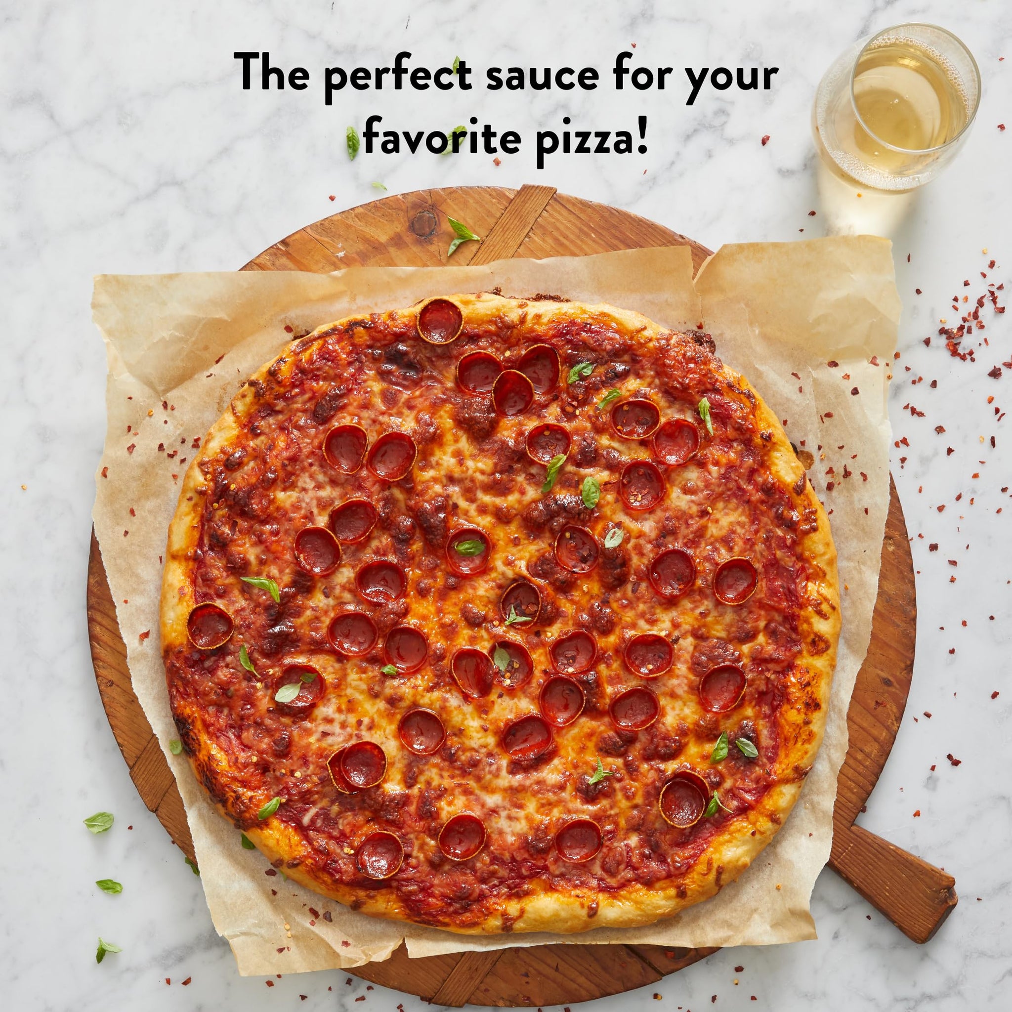 DeLallo Classic Pizzeria-Style Pizza Sauce, 14 Ounce Jar, Made with California Roma Tomatoes, No Artificial Flavors, All Natural, Gluten Free, Low