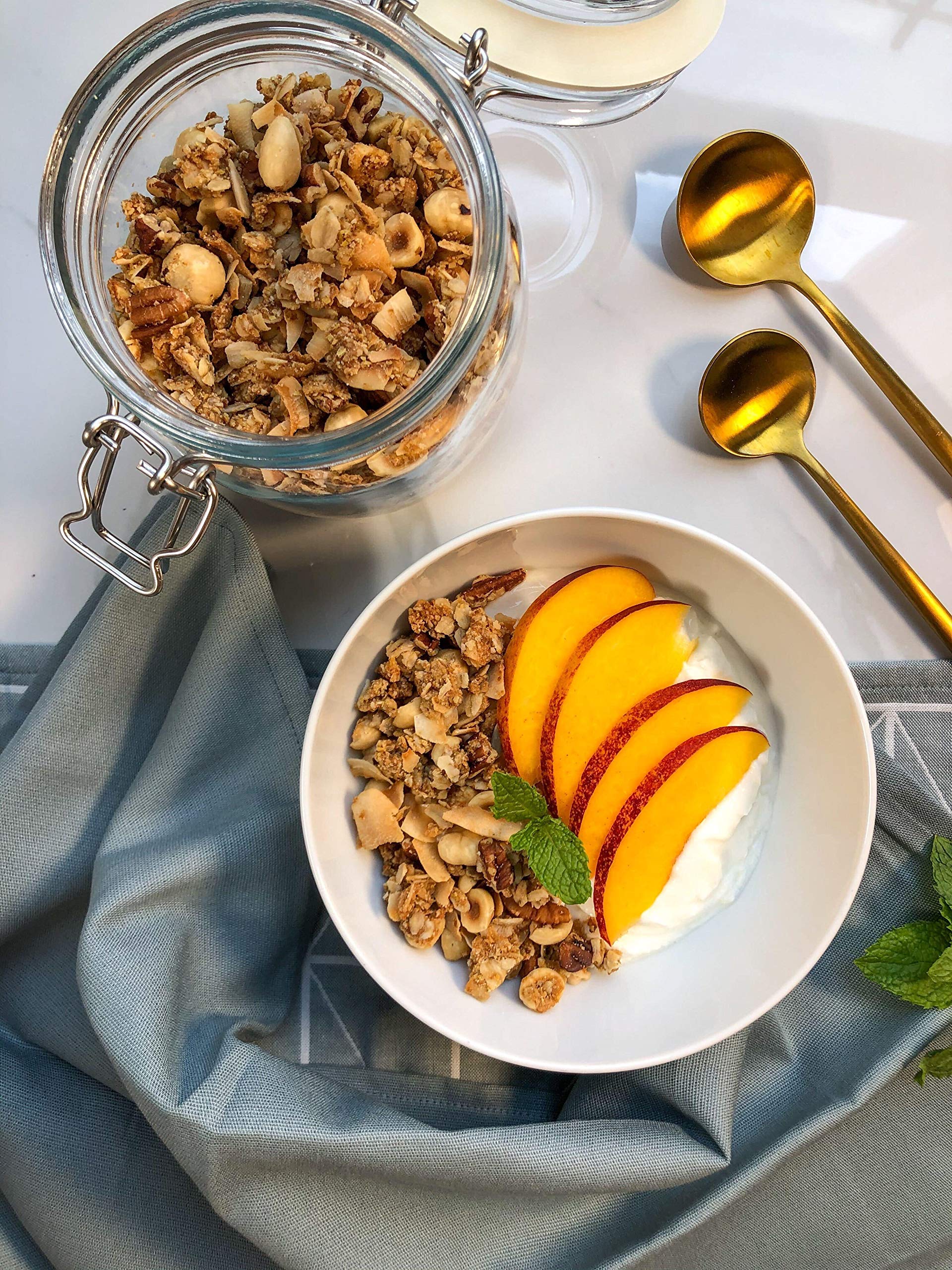 Food to Live Organic Golden Crunchy Granola, 6 Pounds - Small Batch, Handcrafted, Bulk, Great as Snack & for Breakfast Cereals, Contains Hazelnuts