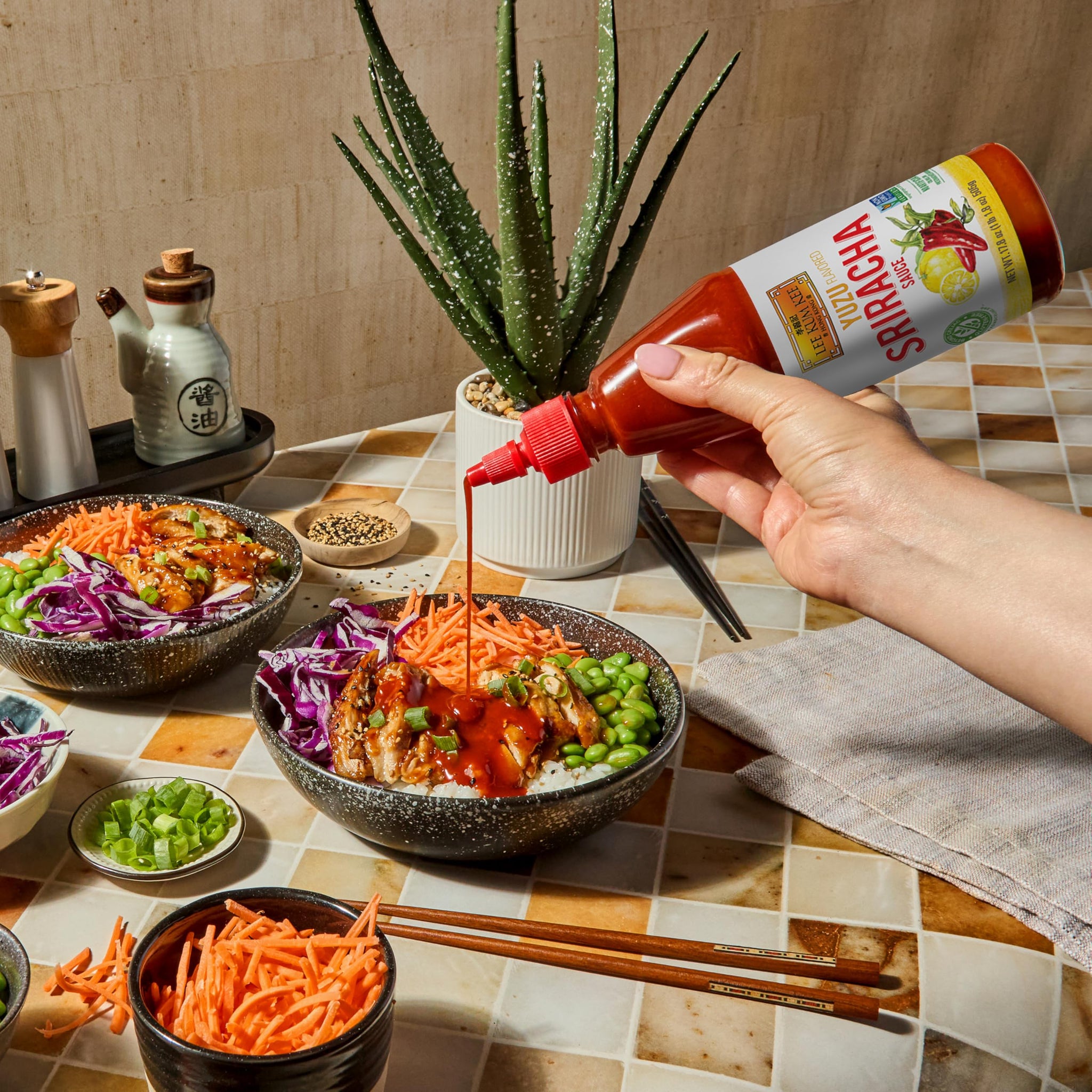Lee Kum Kee Yuzu Flavored Sriracha Sauce (17.8 oz - 1 Pack) | Gluten Free | Bold & Zesty | Perfect for Dipping, Drizzling, Marinades, Seafood, Poke