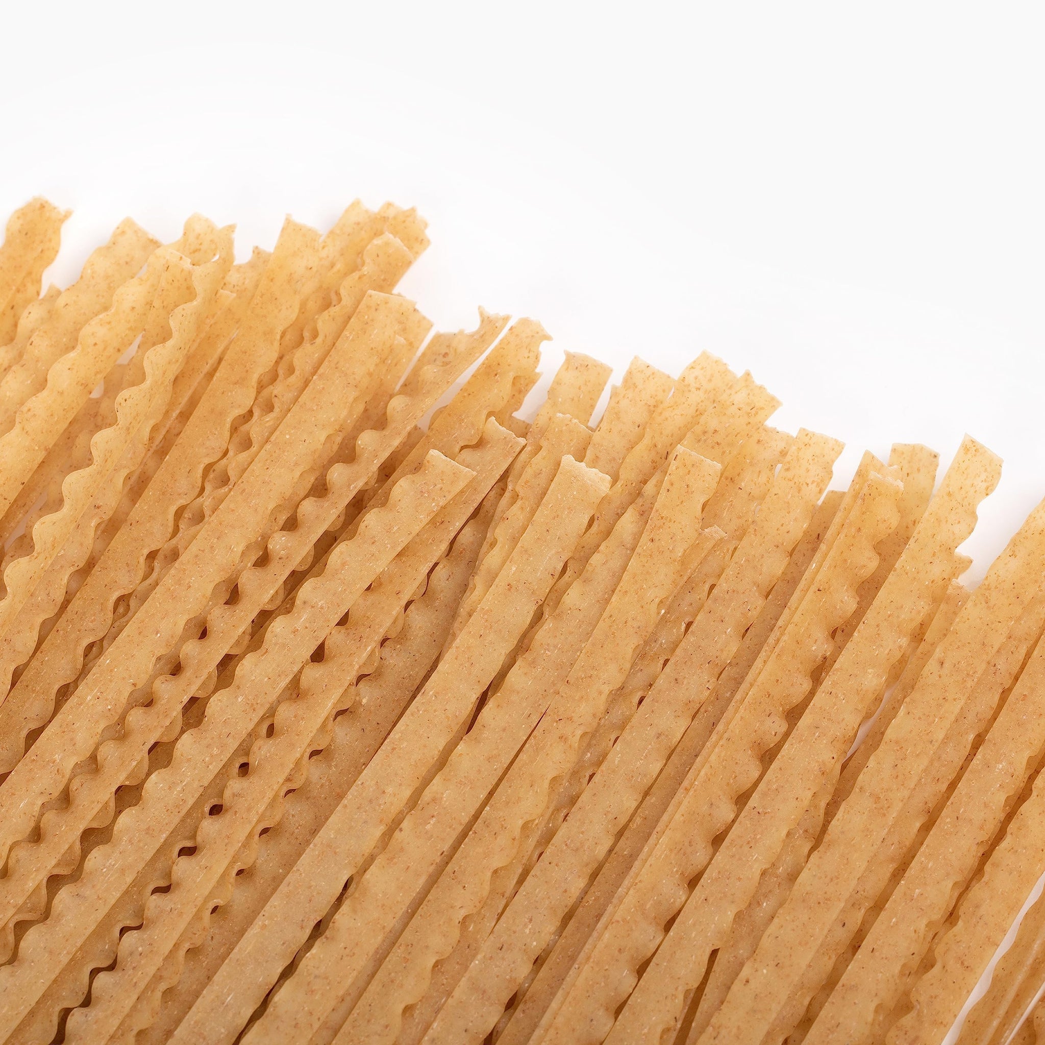 Morelli Mafalda Pasta, High Fiber Mafaldine Pasta, Imported from Italy (Ricciolina, Reginette with Bran and Double Wheat Germ) - 8.8 oz / 250 g