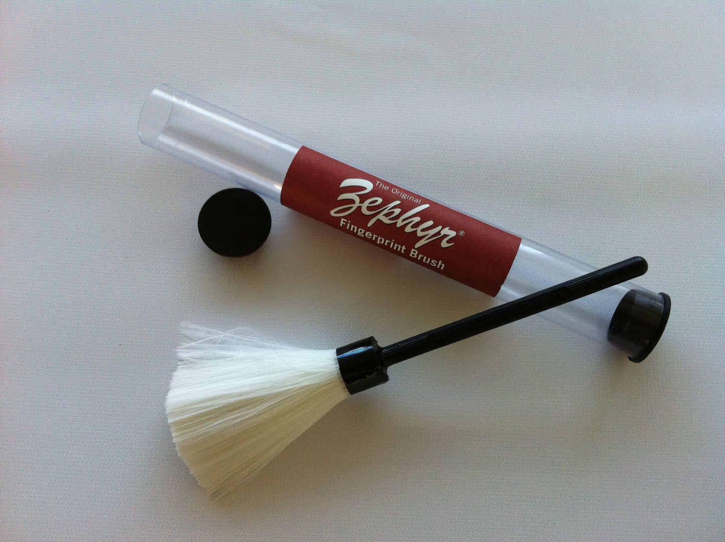 Fiberglass Fingerprinting Brush
