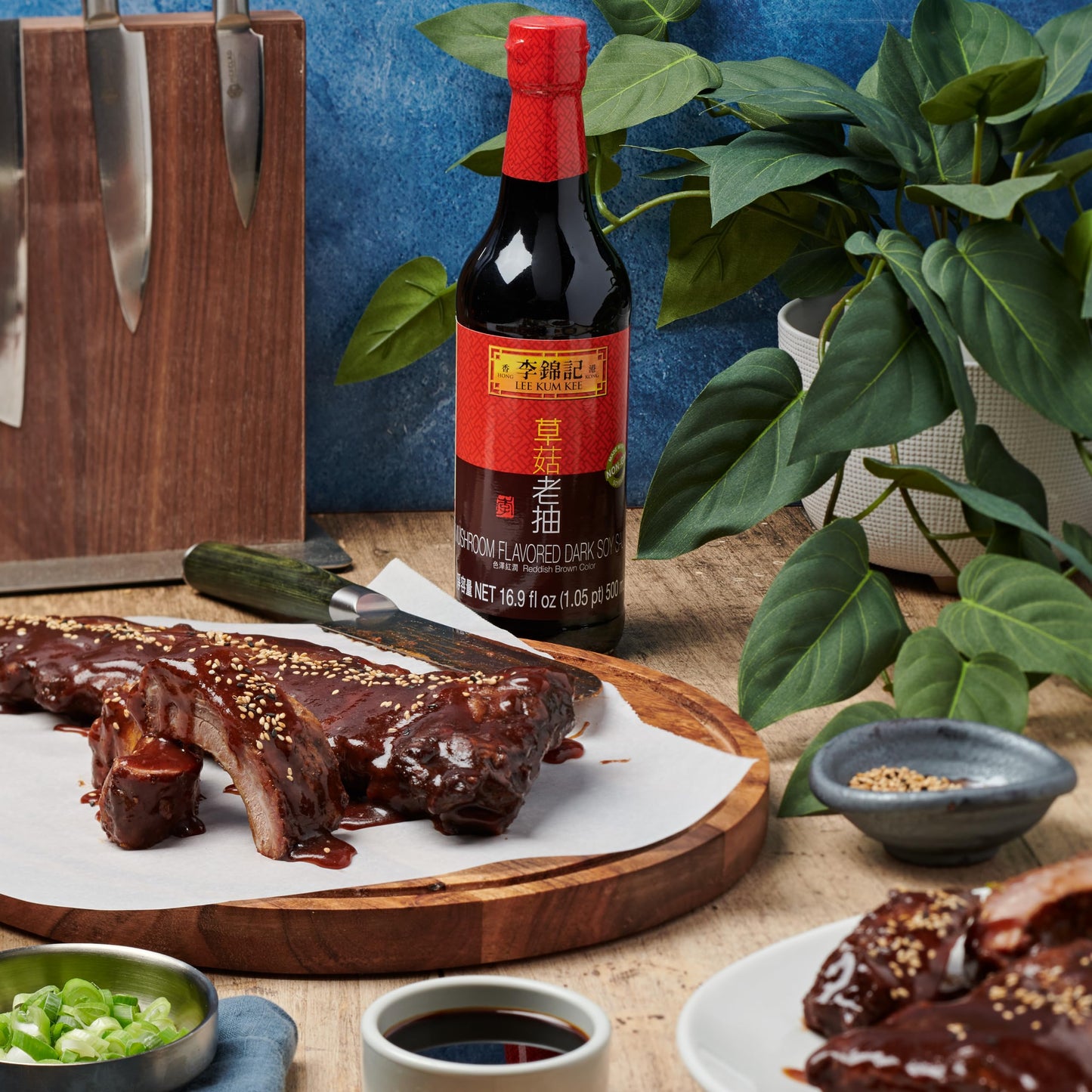 Lee Kum Kee Mushroom Flavored Dark Soy Sauce (16.9 oz - 1 Pack) | Vegan | Umami | Perfect for Drizzling, Dipping, Braising, Stir-Frying, & Marinades