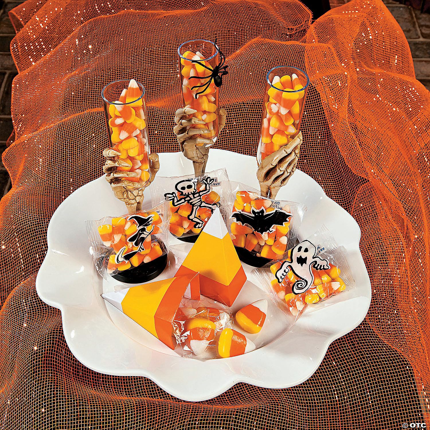 Fun Express Halloween Candy Corn Bulk 32 Individual Packets - Classic Fall Candy Mix Assorted Flavors | 2 Pounds Halloween Treats