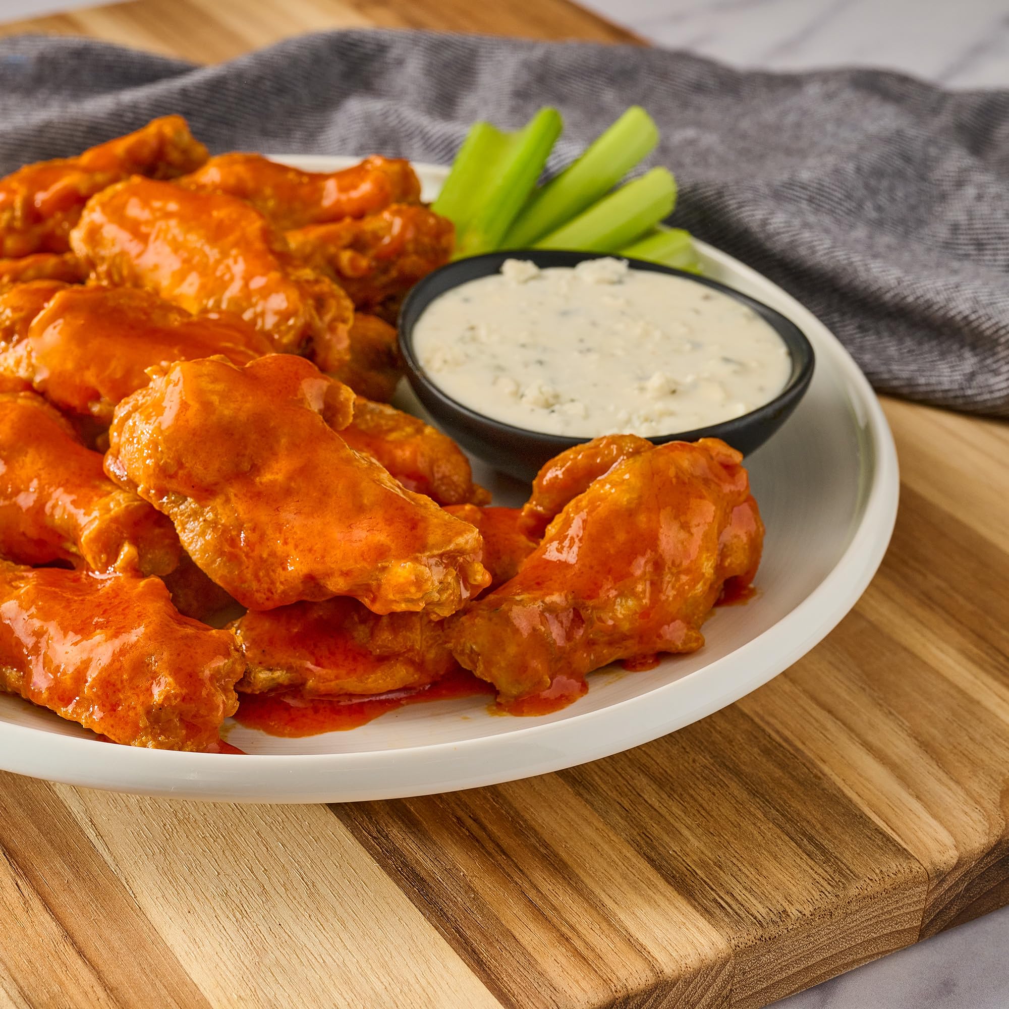 Frank's RedHot Wings Sauce, Buffalo, Ready-To-Use, Shake or Pour Over Wings, Sandwiches, Pizza, and More for Buffalo-Style Flavor, 23 fl oz