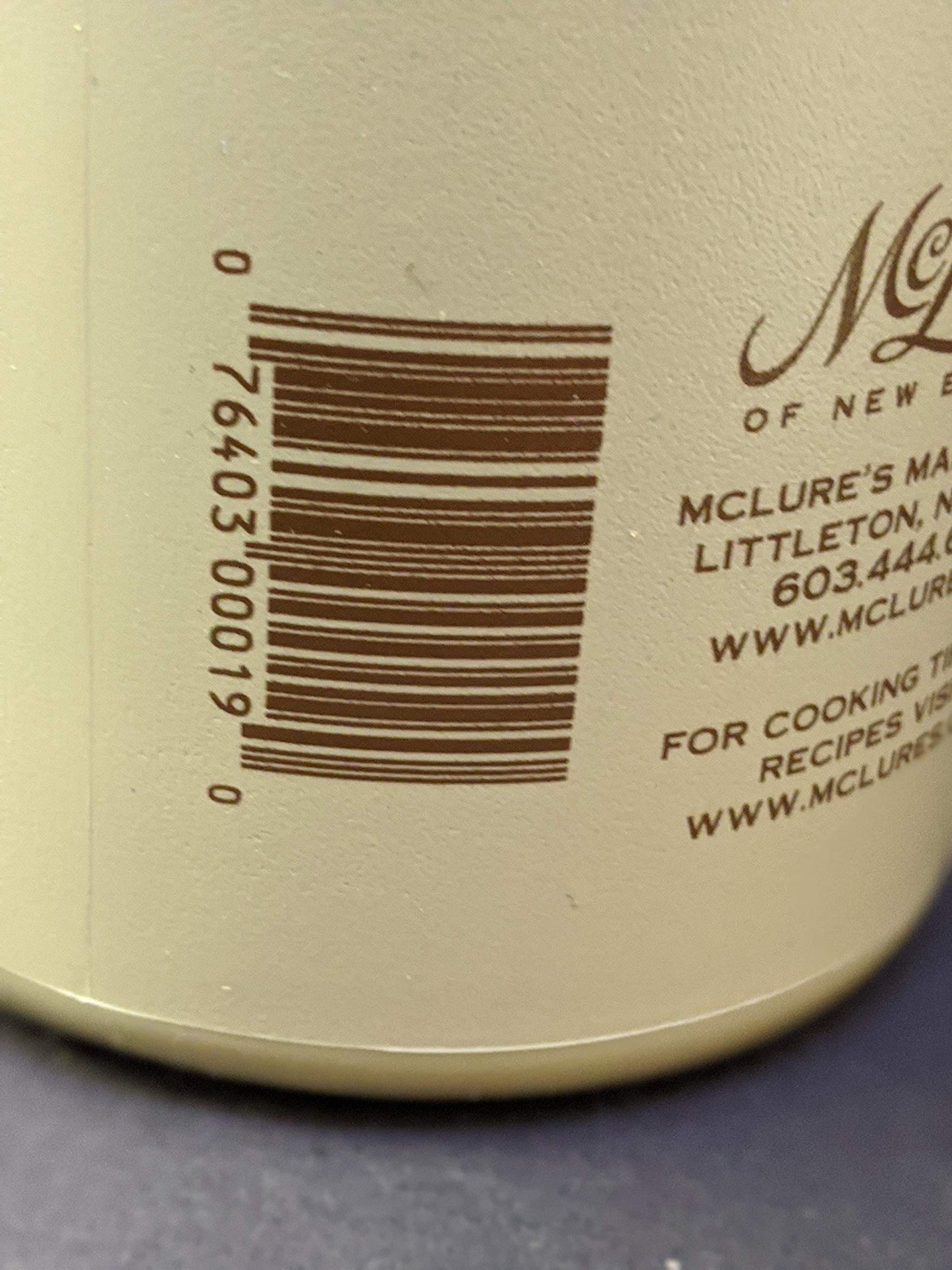 MCLURES MAPLE SYRUP New England Grade A Very Dark 32oz Jug