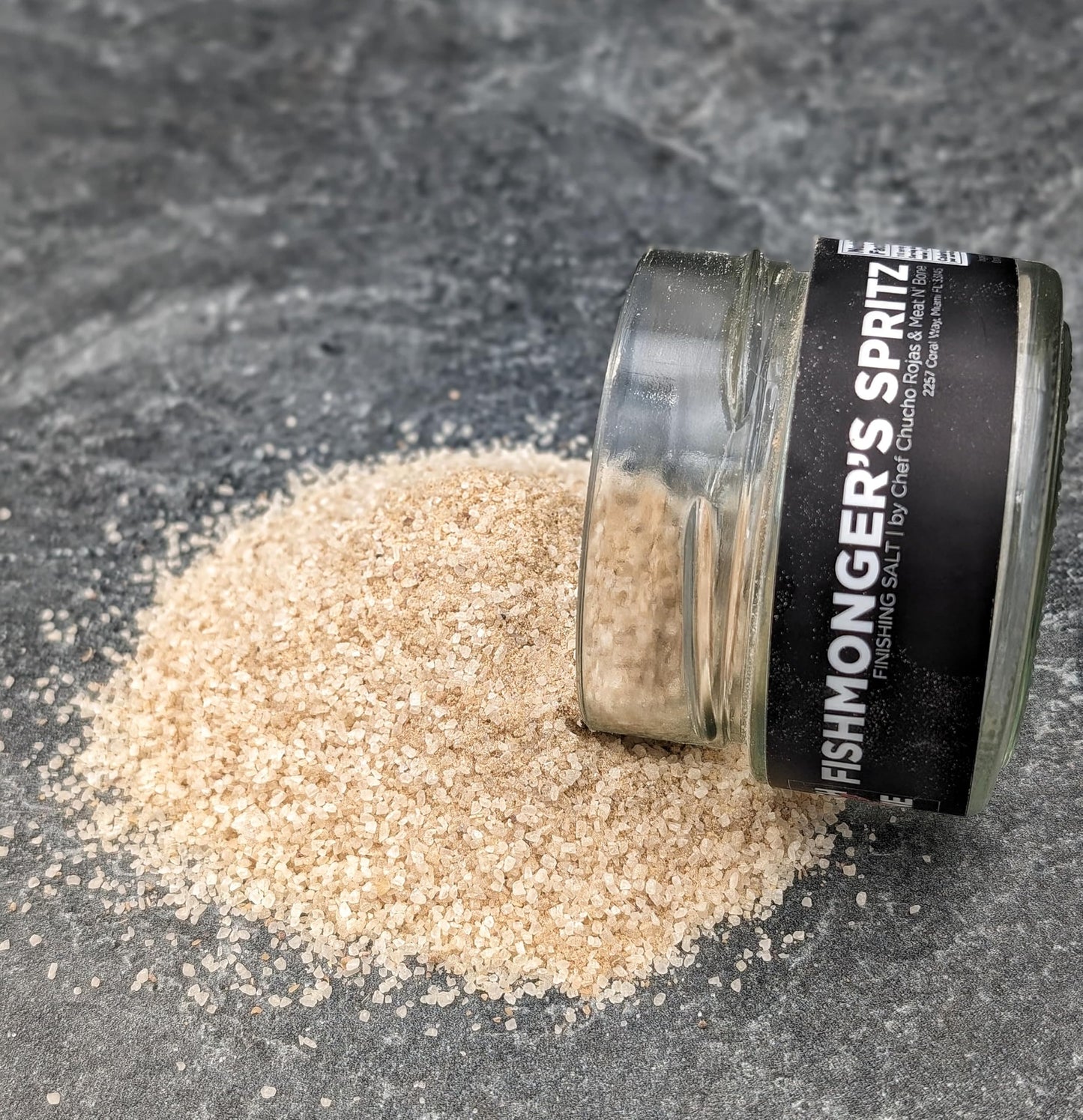 Butcher's Smoky Maldon Salt, Crafted Using Age-Old Techniques, Naturally Smoked Over Oak Wood For Rich, Smoky Depth & Gourmet Flakes Elevate Dish