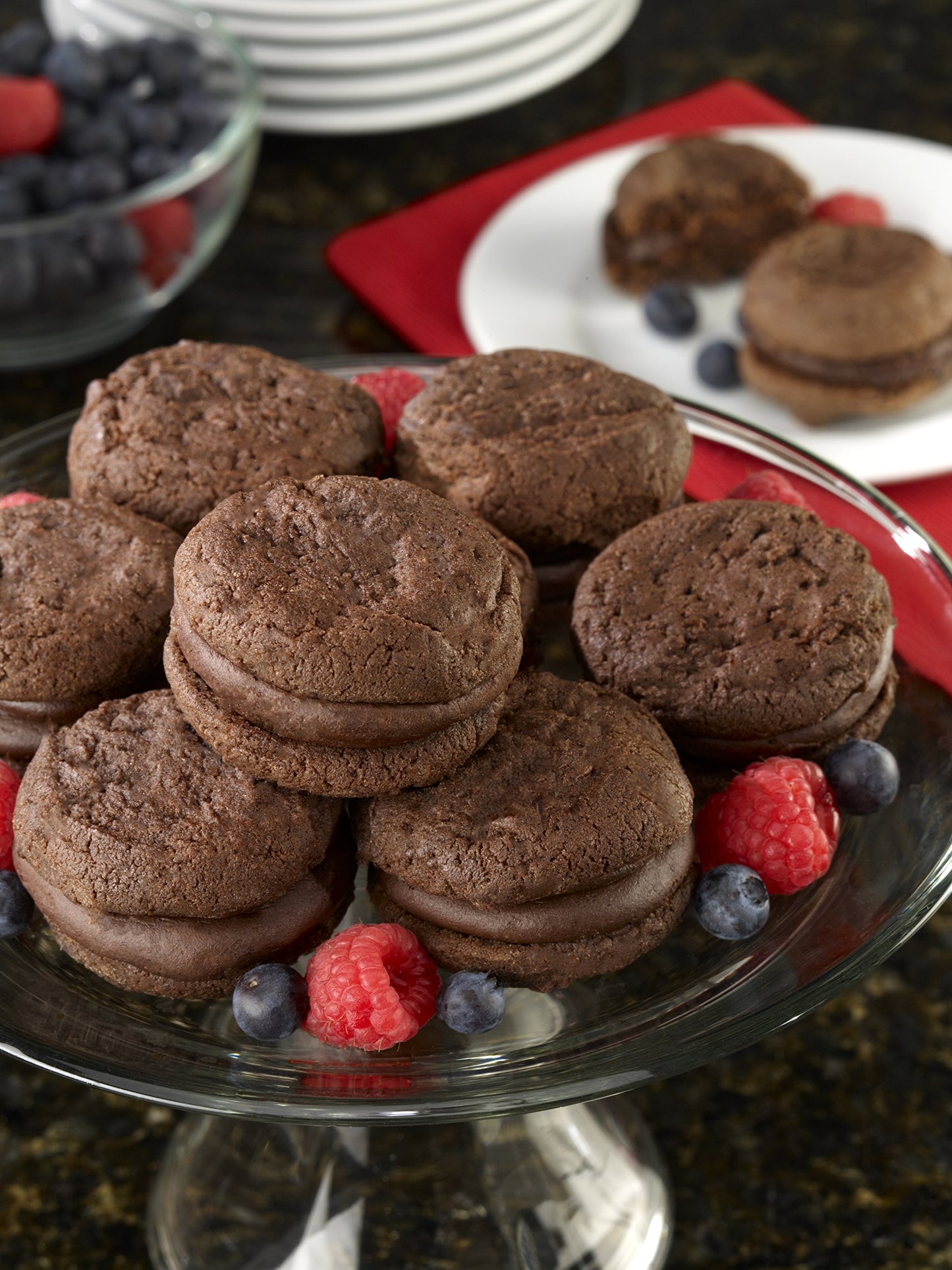 Our Specialty Chocolate Souffle Sweet Middle Sandwich Cookies, 6 Cookies, Frozen, 7.75 Ounces