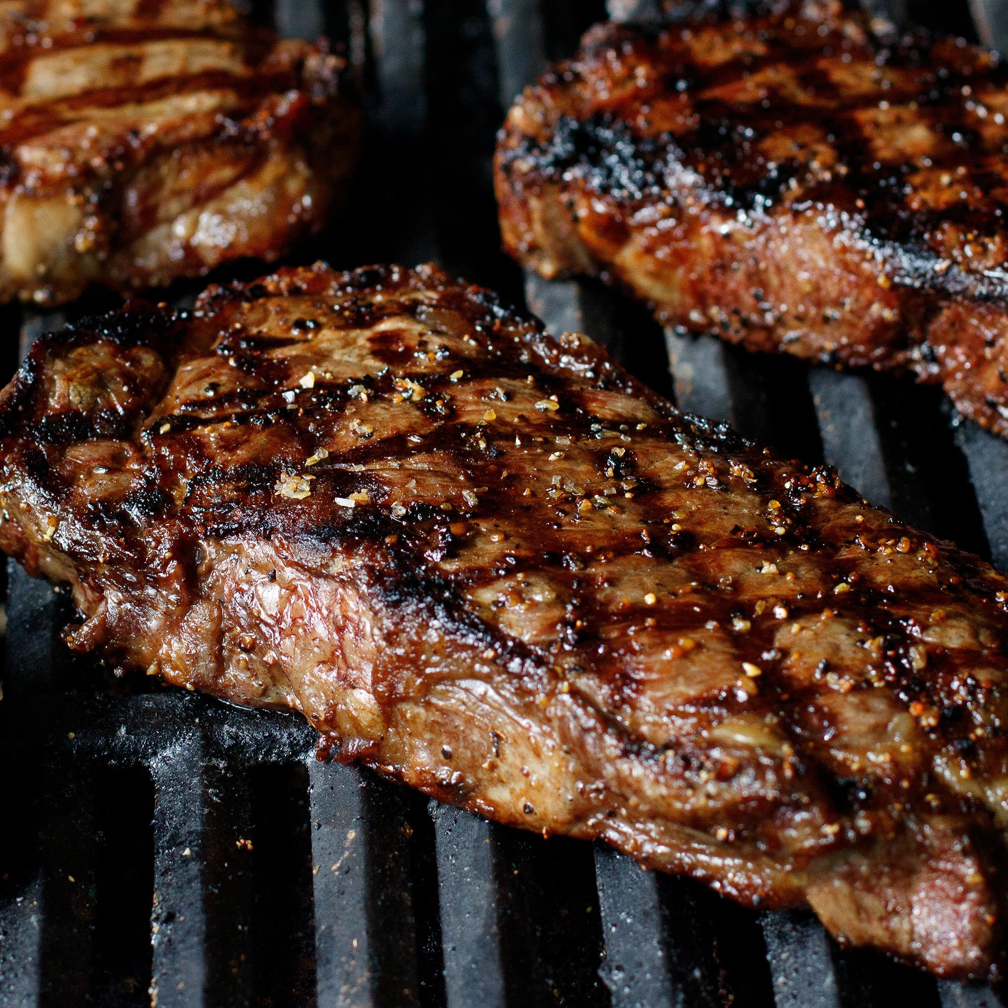 McCormick Grill Mates Seasoning, Montreal Steak, No MSG Added, Gluten Free, No Artificial Flavors, For Transforming Everyday Cuts of Meat