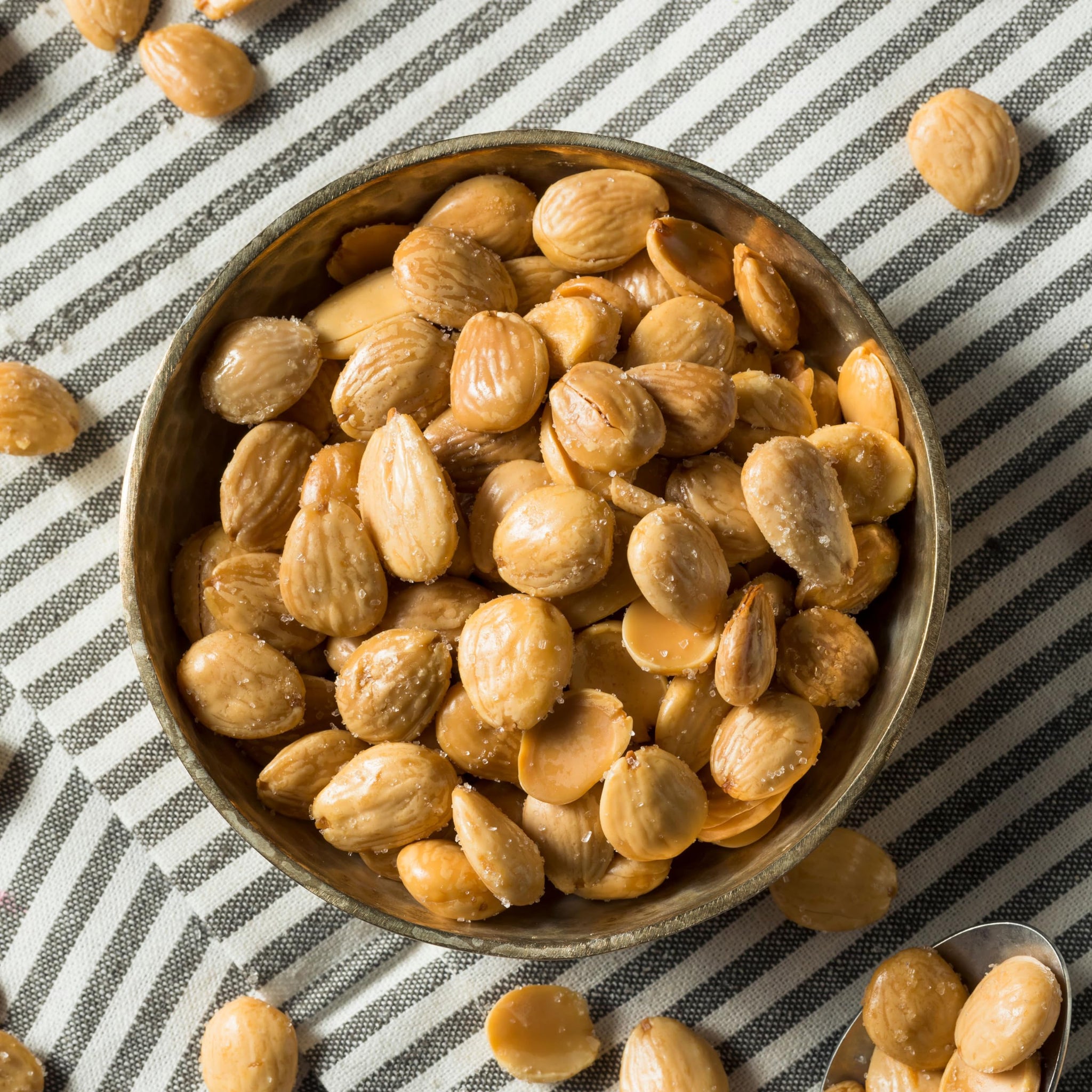 Yupik Roasted Sea Salted Marcona Almonds, 2.2 lb (35.2 oz), Gluten-Free, Vegan, Kosher, Whole Nuts, Salted, Skinless, Blanched, Seasoned Nuts