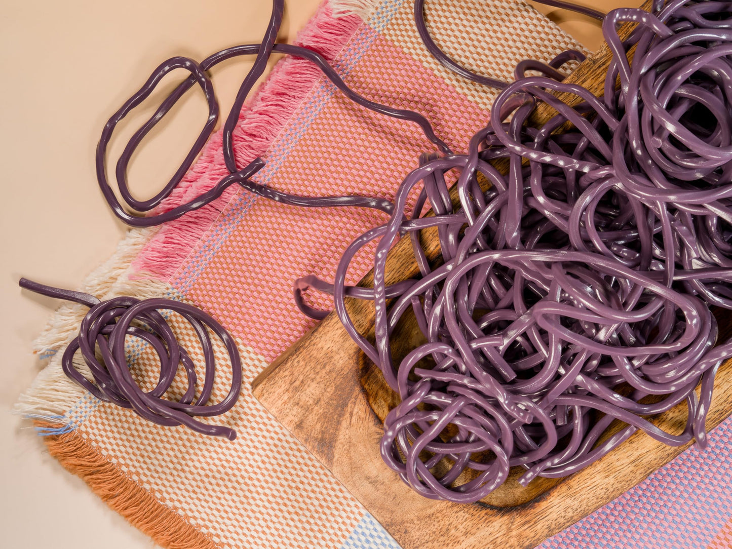 Smarty Stop Licorice Laces Gummy Candy (Grape, 2 Pound (Pack of 1))