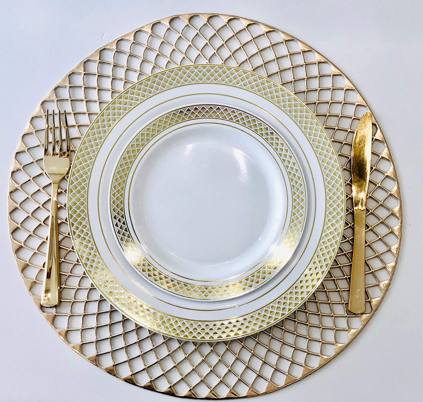 " OCCASIONS " 120 Plates Pack, Heavyweight Premium Disposable Plastic Plates Set 60 x 10.5'' Dinner + 60 x 6.25'' Dessert/Cake Plates (Celebration