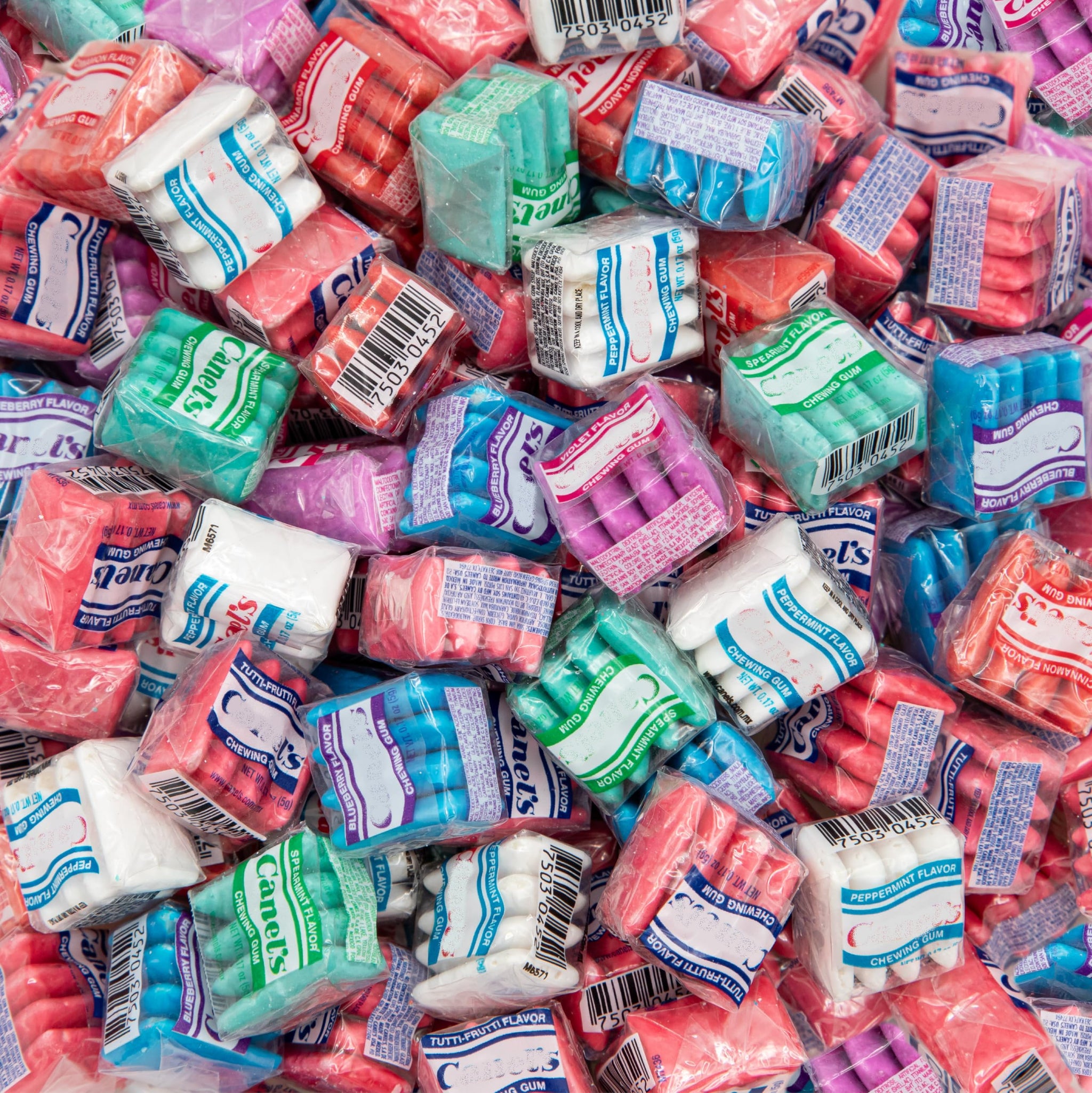Mexican Chewing Gum | 1.5-Pound Bag | Assorted Flavors | 135 Individually Wrapped Mini Packs | Mint, Cinnamon, Fruit & Floral Flavors | Gum Bulk