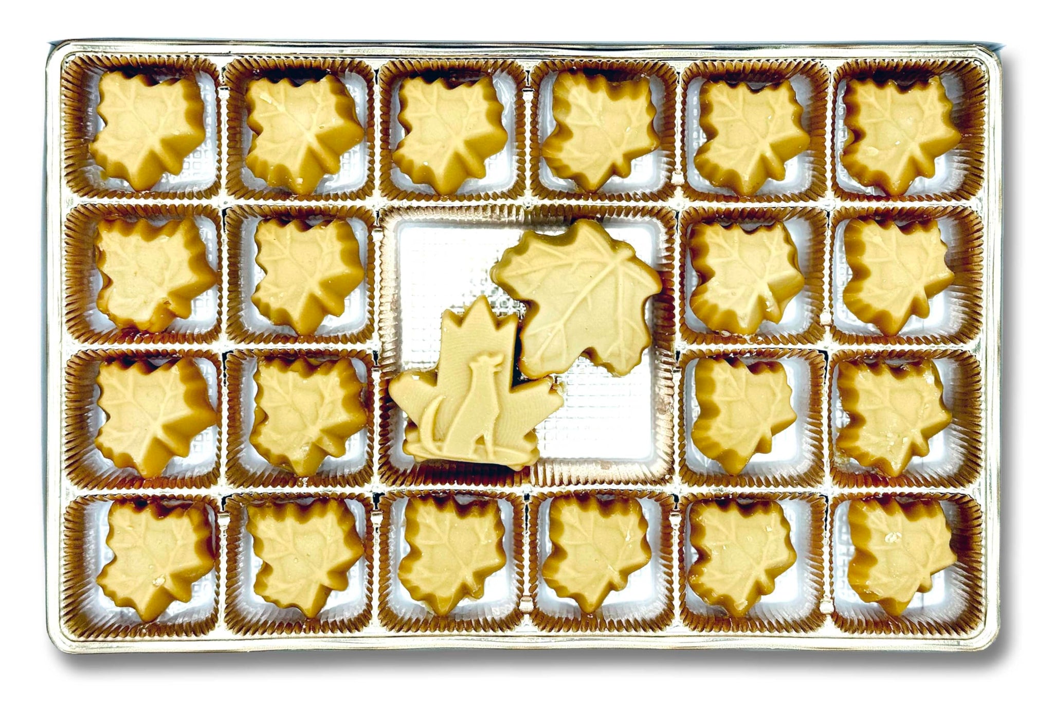Nova Maple Candy - Pure Maple Syrup Sugar Leaf Candy (8 Ounces)