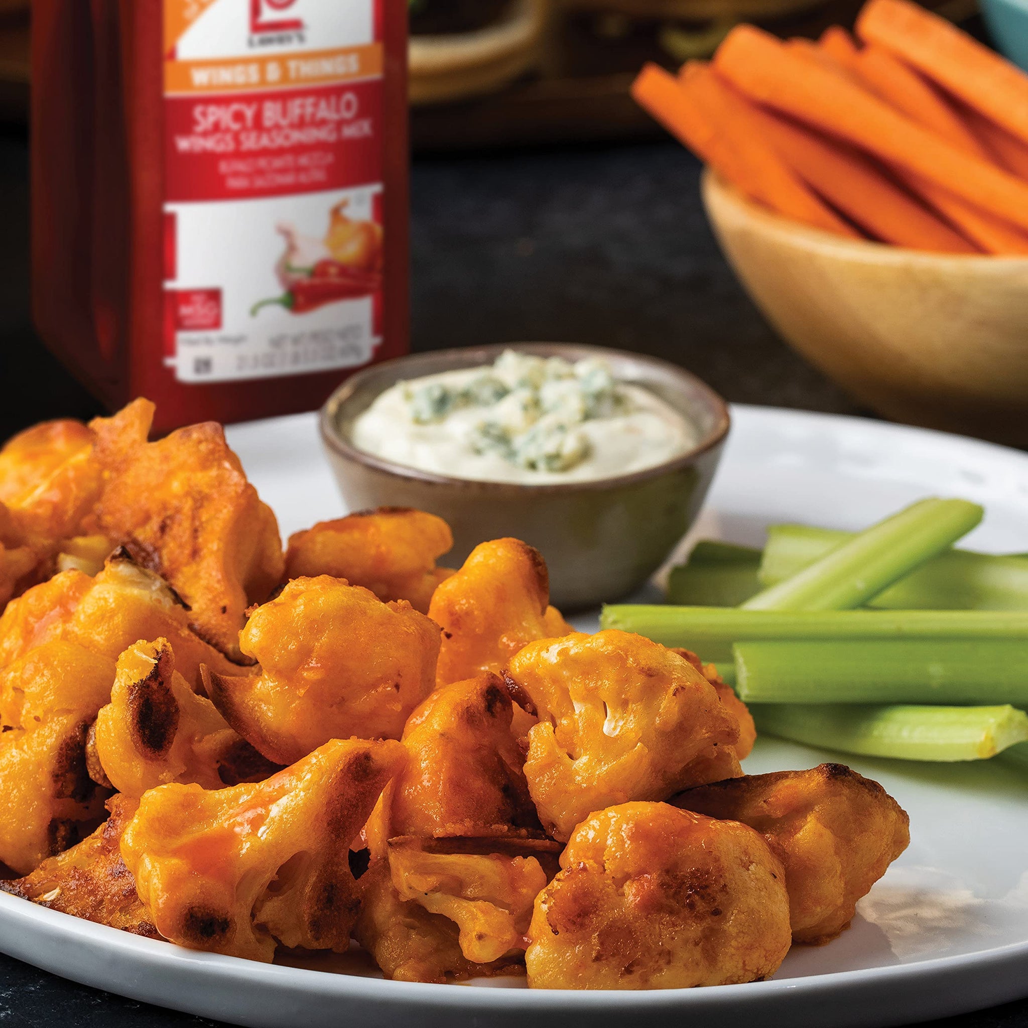 Lawry's Spicy Buffalo Wings Seasoning Mix, 21.5 oz - One 21.5 Ounce Container of Spicy Buffalo Powder Seasoning for Recipe Customization, Best