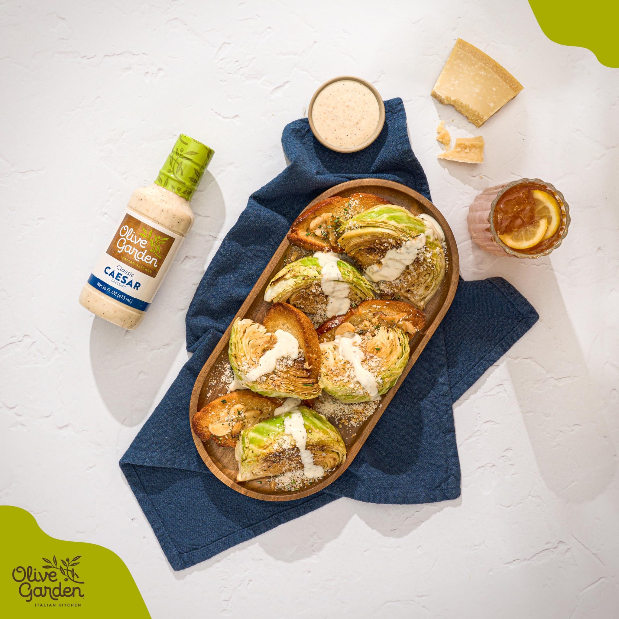 Olive Garden Classic Caesar Dressing, 16 fl. oz., Made with Parmesan Cheese, Spices, Red Wine Vinegar and Lemon, Perfect Chicken Marinade, Sandwich