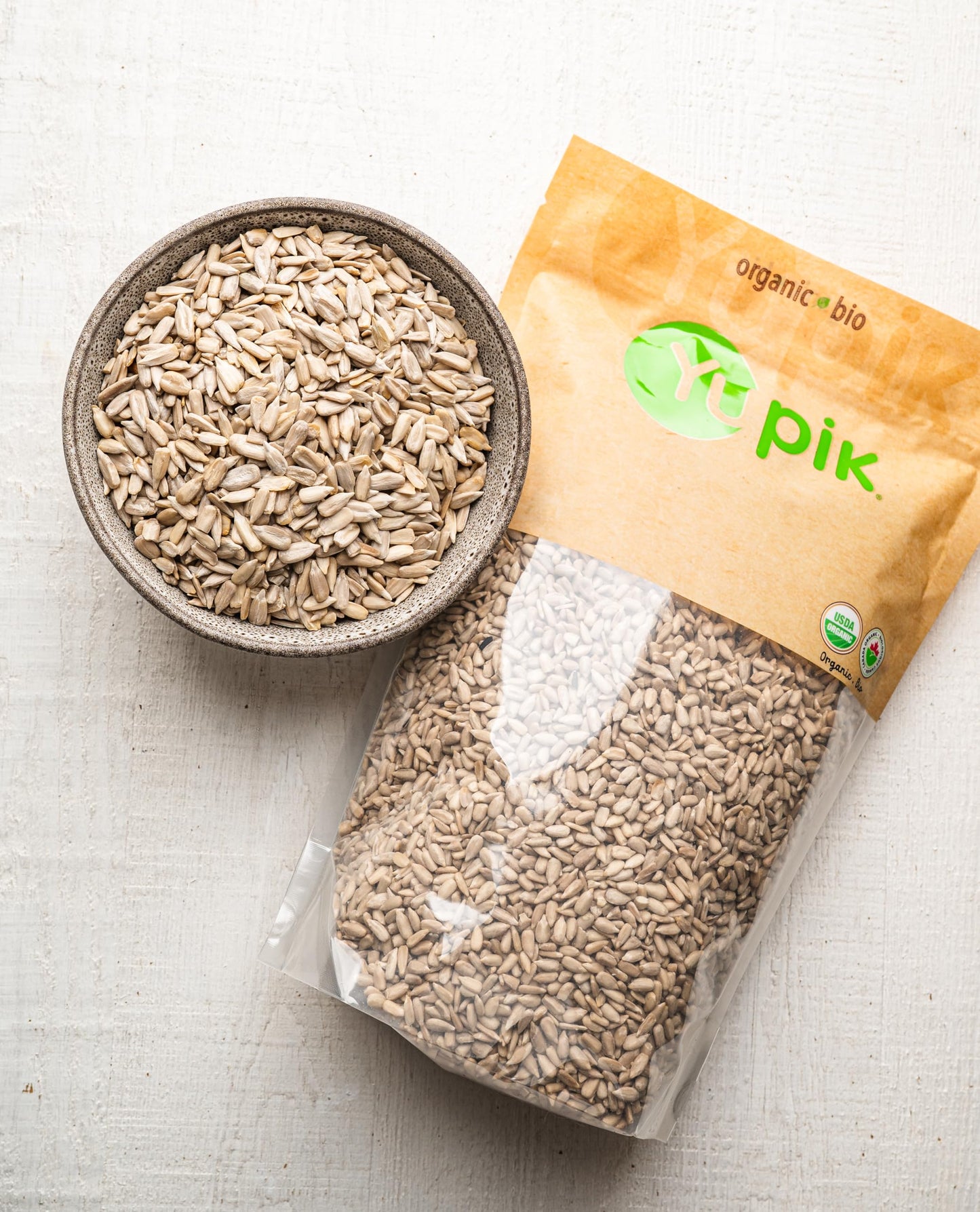 Yupik Organic Sunflower Seeds, No Shell, 2.2 lb (35.2 oz), Non-GMO, Vegan, Gluten-Free, Kosher, Raw Seeds, Salt-Free, Oil-Free, Source of Fiber
