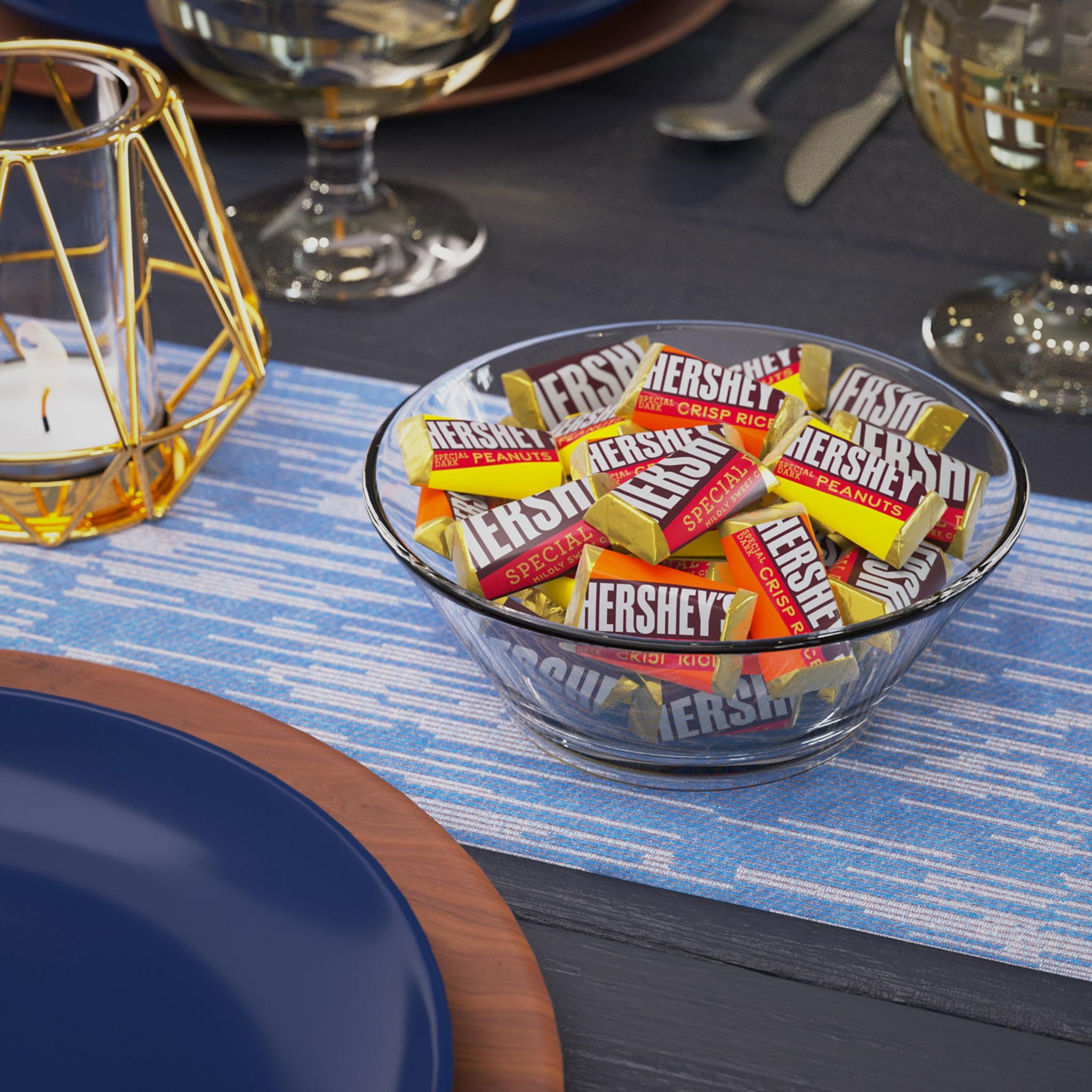 Hershey's Special Dark, Miniatures Assorted Chocolate Candy Share Pack, 9 Ounce