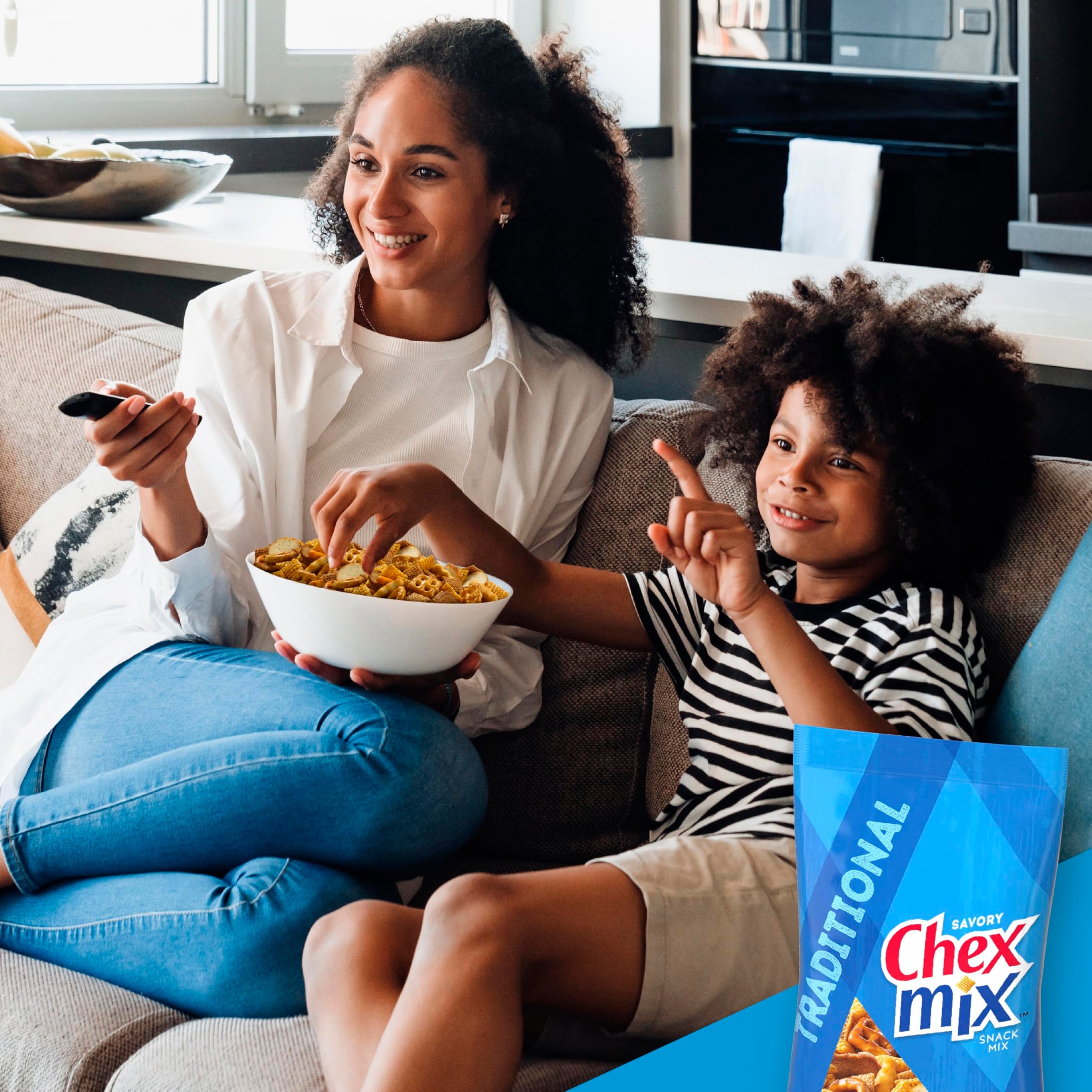 Chex Mix Snack Mix Single Serve Pouch Traditional, 1.75 Oz (Pack of 60)