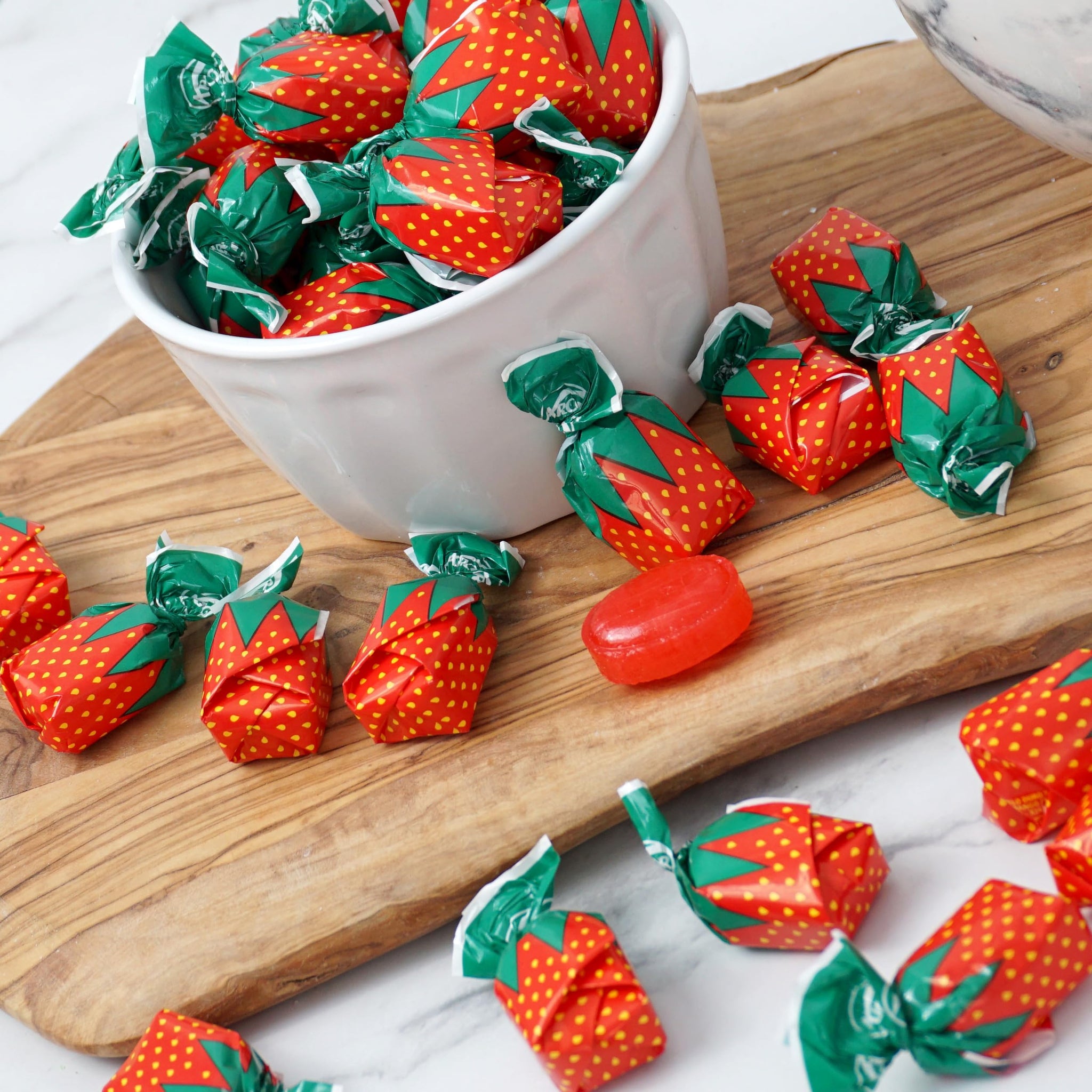 Arcor Strawberry Bon Bons Hard Candy, 2 Pound (Approx. 150 pcs.), Arcor Strawberry Candy Individually Wrapped, Strawberry Candies, The Hampton Popcorn