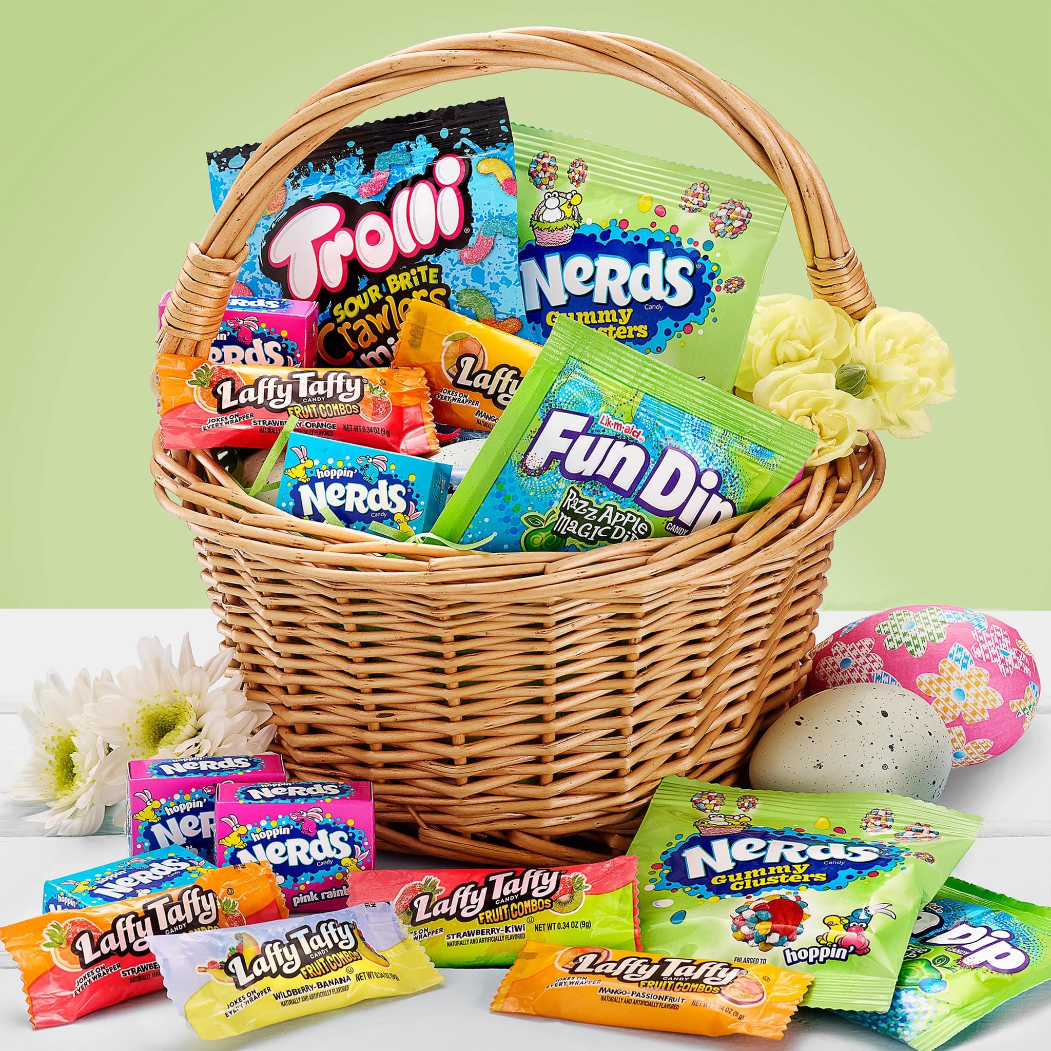 Nerds Easter Variety Seekers Basket Filler Variety Bag, NERDS Gummy Clusters, Fun Dip, Trolli, Laffy Taffy, and Nerds Original, 15 oz, 35 Count