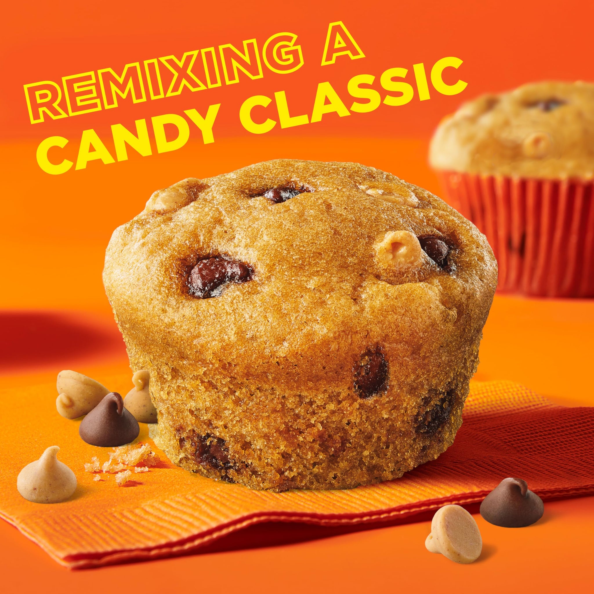 Betty Crocker REESE'S Peanut Butter Muffin Mix, Baking Mix Made with REESE'S Peanut Butter Chips and HERSHEY'S Milk Chocolate Chips, 12.8 oz
