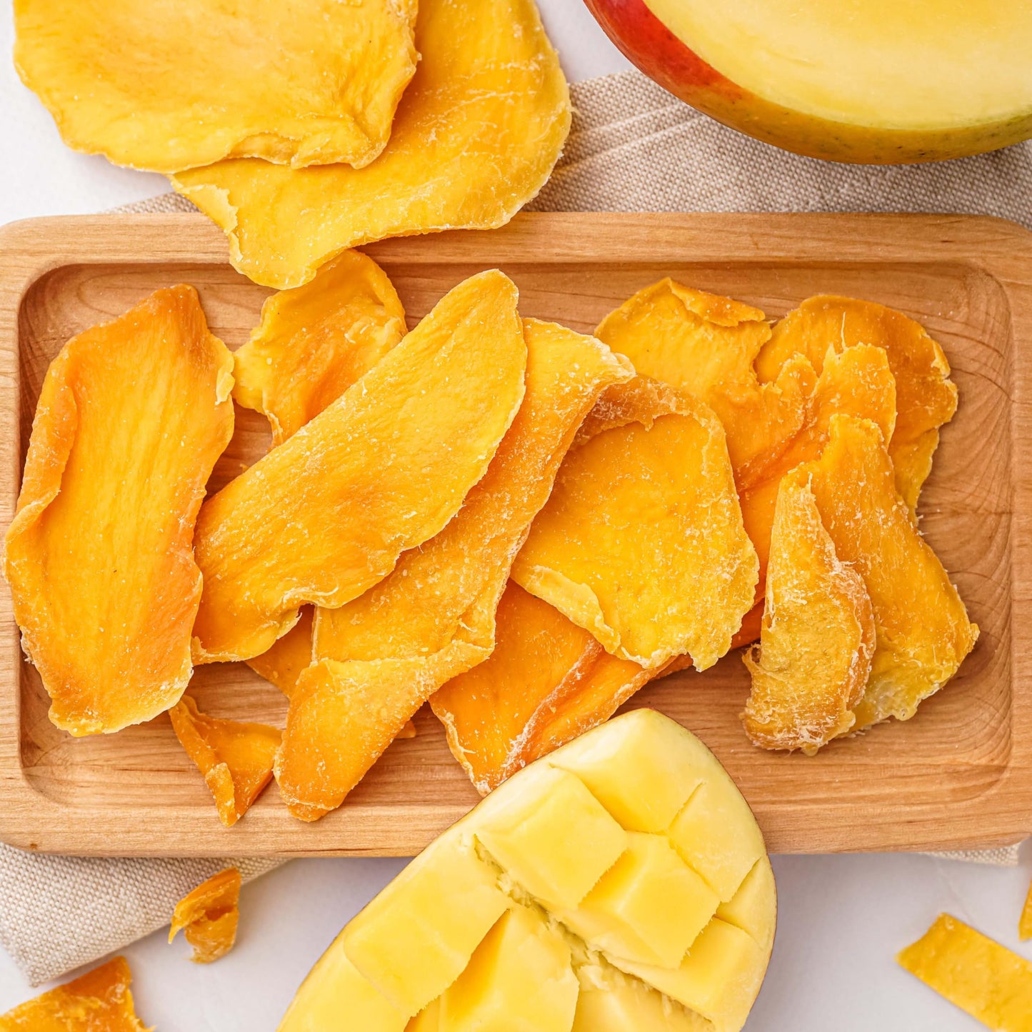 Yupik Organic Sliced Mango, 1 lb (16 oz), Non-GMO, Vegan, Gluten-Free, Kosher, Tropical Dried Fruits, Thin Mango Slices, No Sugar Added