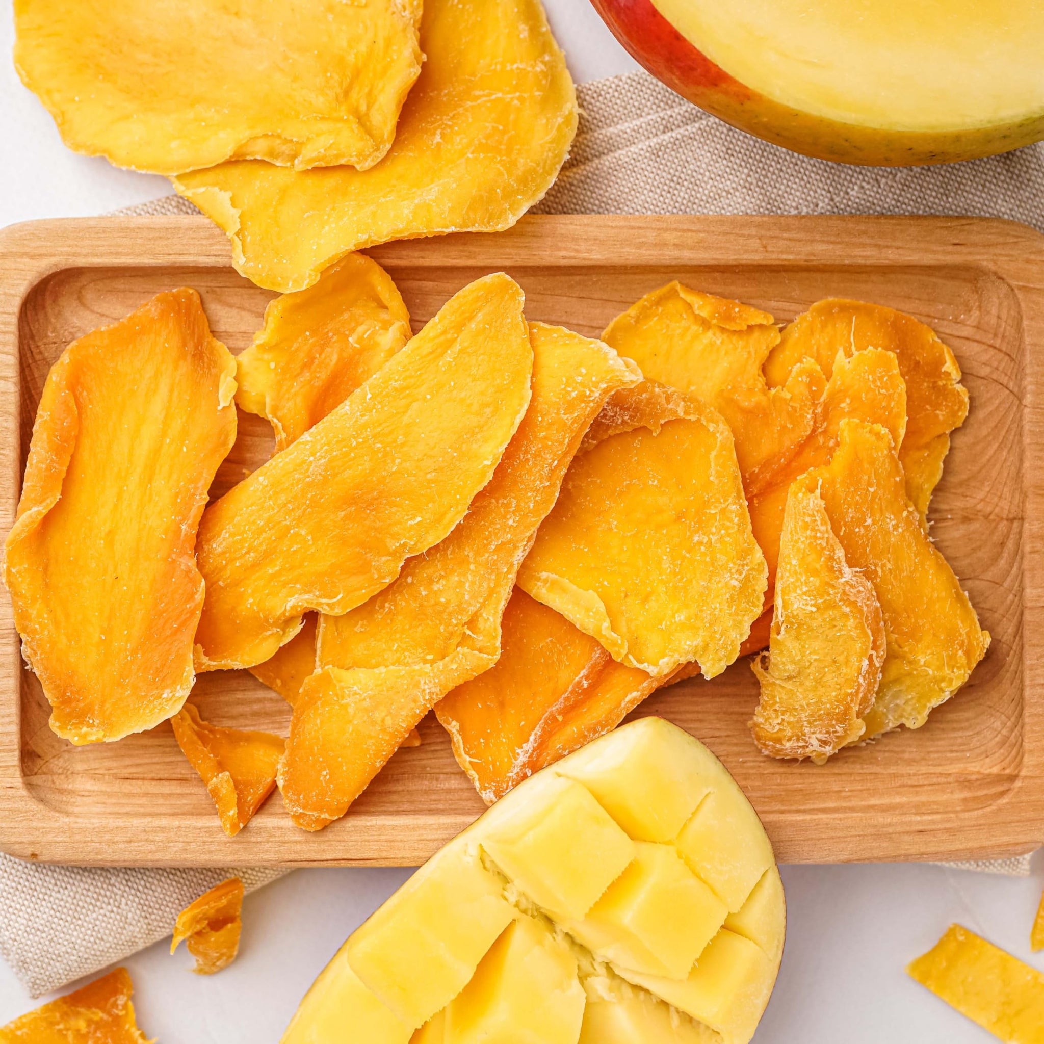 Yupik Organic Sliced Mango, 1 lb (16 oz), Non-GMO, Vegan, Gluten-Free, Kosher, Tropical Dried Fruits, Thin Mango Slices, No Sugar Added