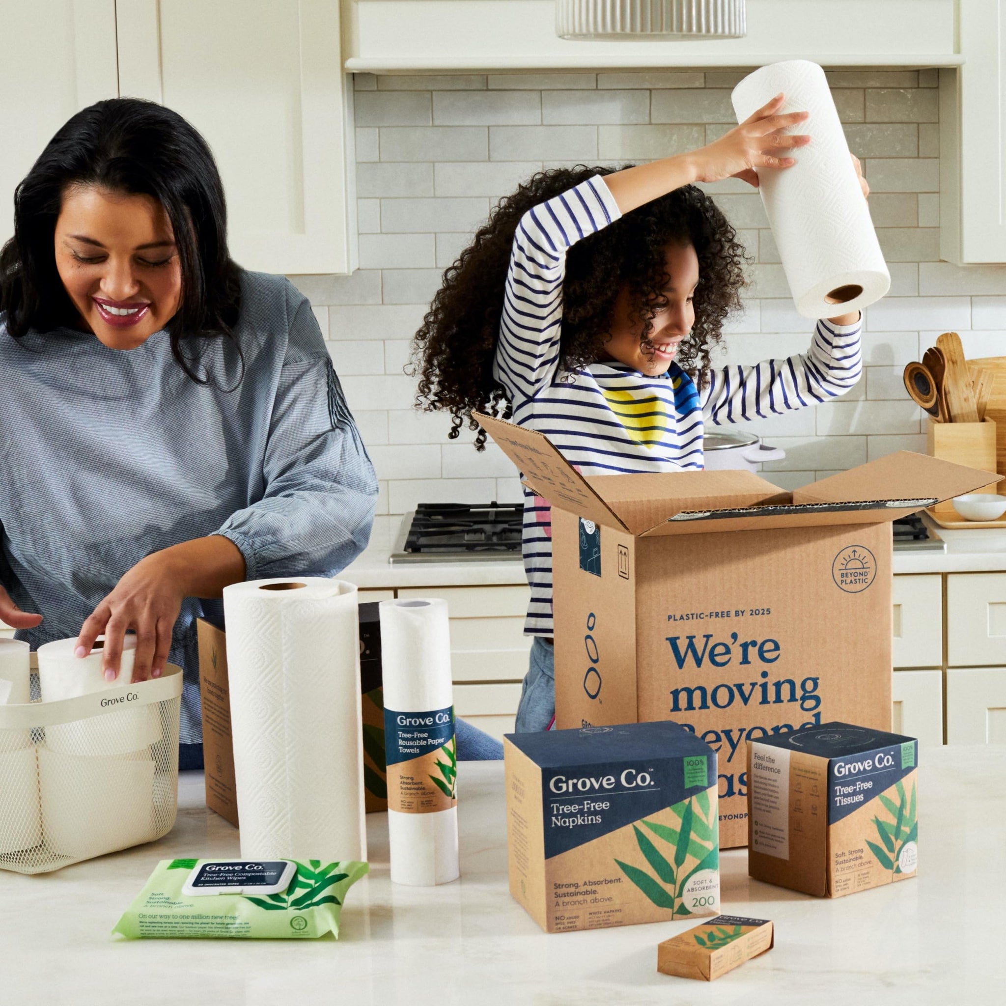 2-Ply Bamboo Paper Towels (12 Rolls, 140 Sheets Per Roll) - FSC Certified, Highly Absorbent Select-A-Size Sheets - Plastic-Free Packaging - Tree-Free