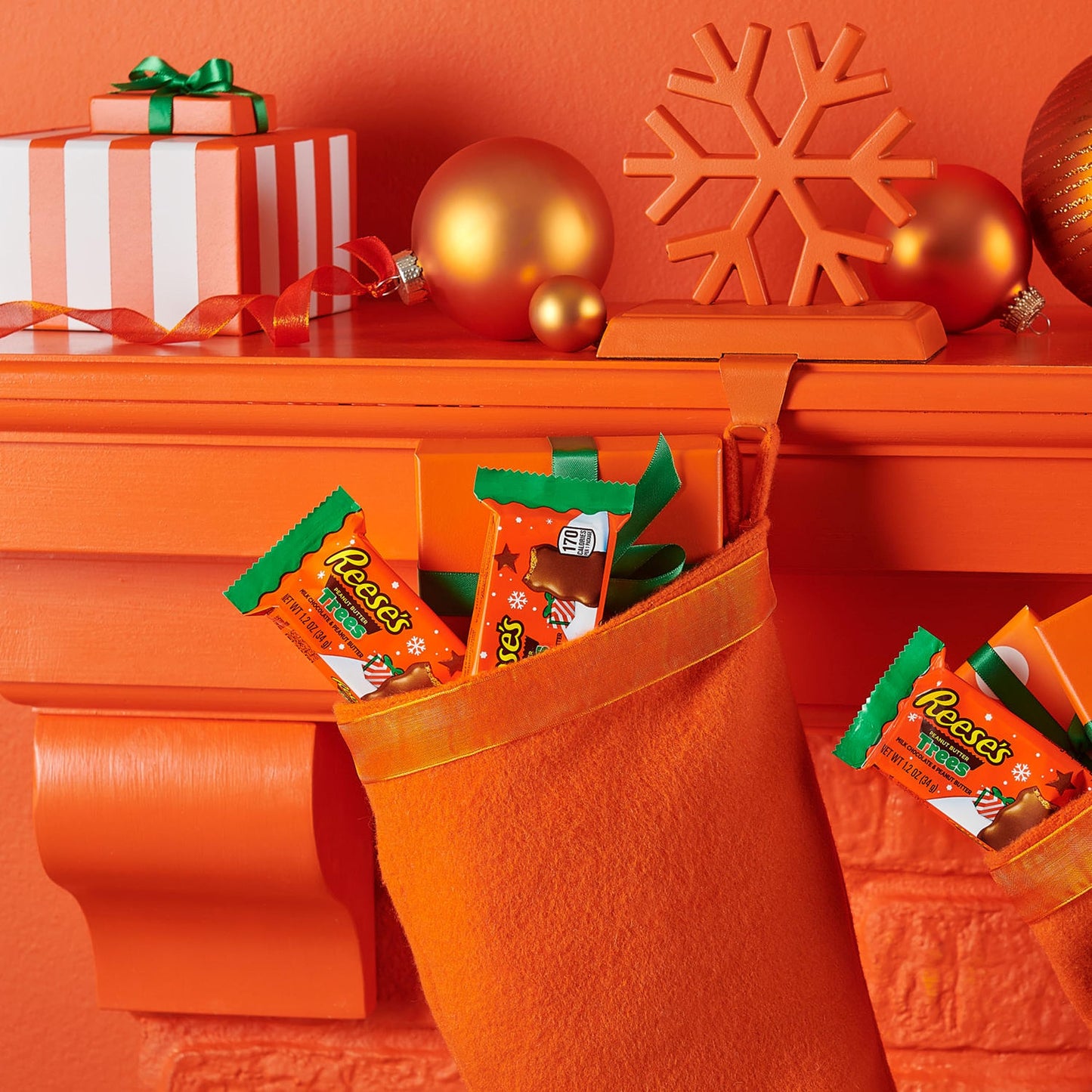 REESE'S Milk Chocolate Peanut Butter Trees, Christmas Candy Packs, 1.2 oz (6 Count)