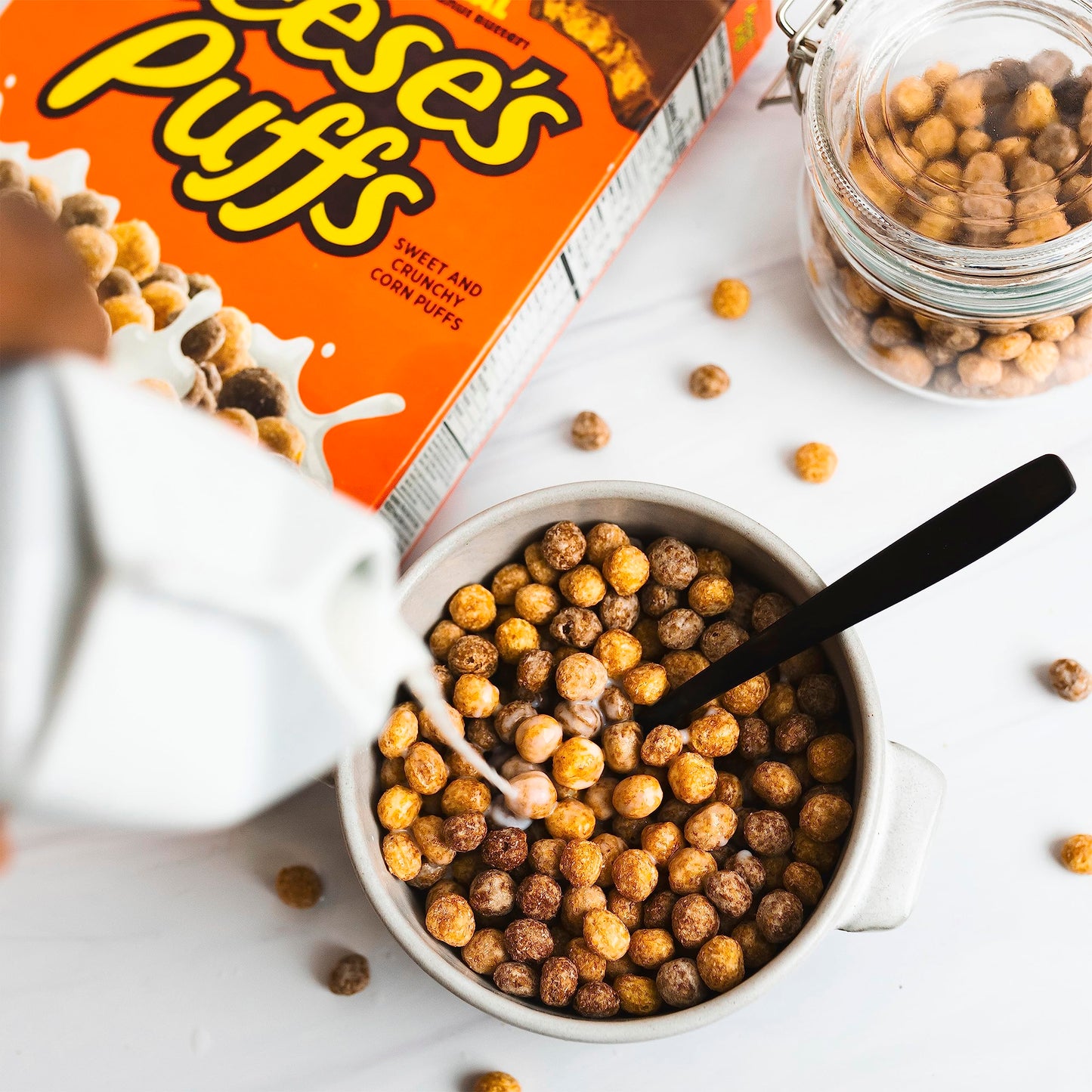 REESE’S PUFFS Chocolatey Peanut Butter Cereal, Kid Breakfast Cereal, Mega Size, 31.2 oz