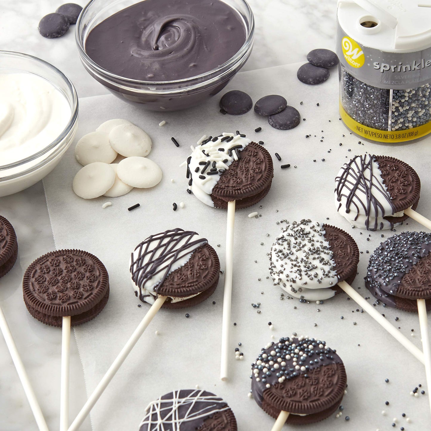 Wilton 10 oz. Black Candy Melts® Candy, 6-Count
