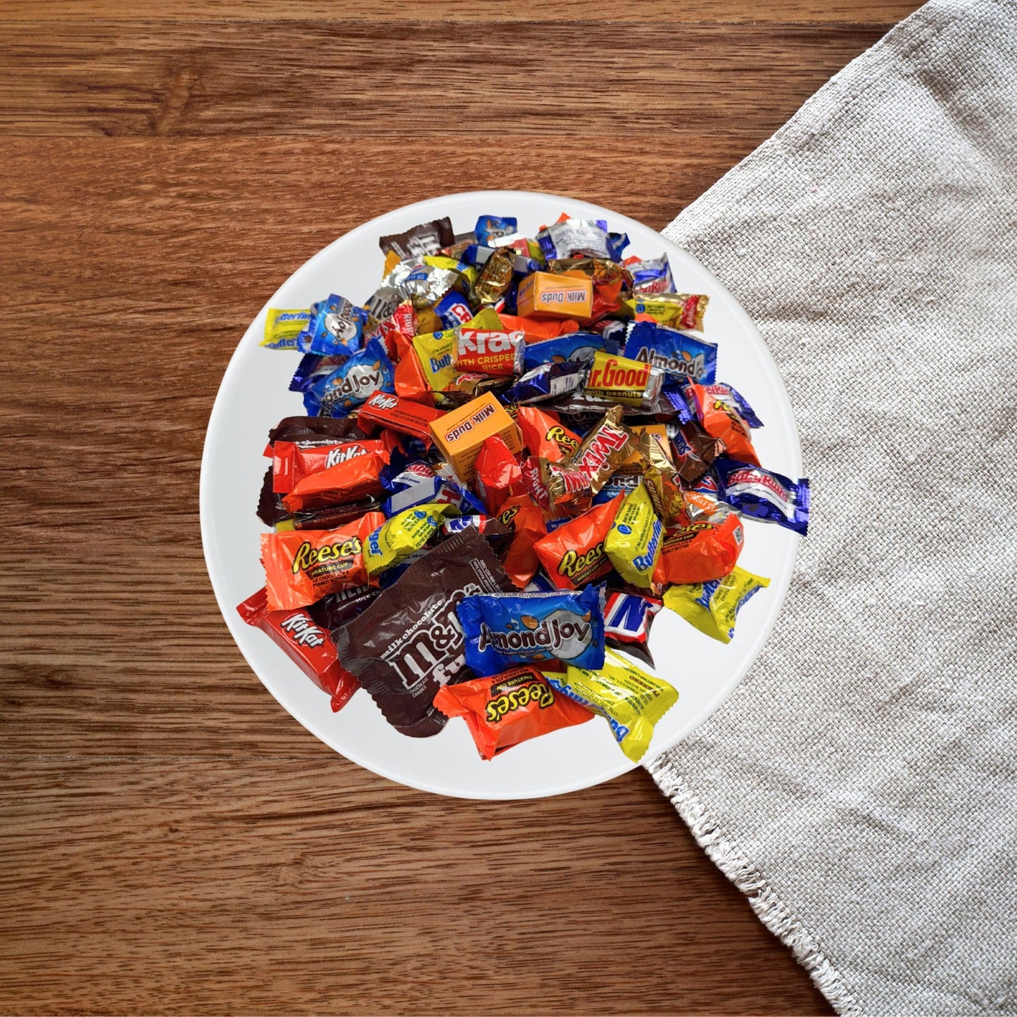 Assorted Chocolate Candy Variety Pack - Milk & Dark Chocolate Mix - Individually Wrapped Bulk Chocolate for Parties, Snacks & Gifting - CandyBoxed (4